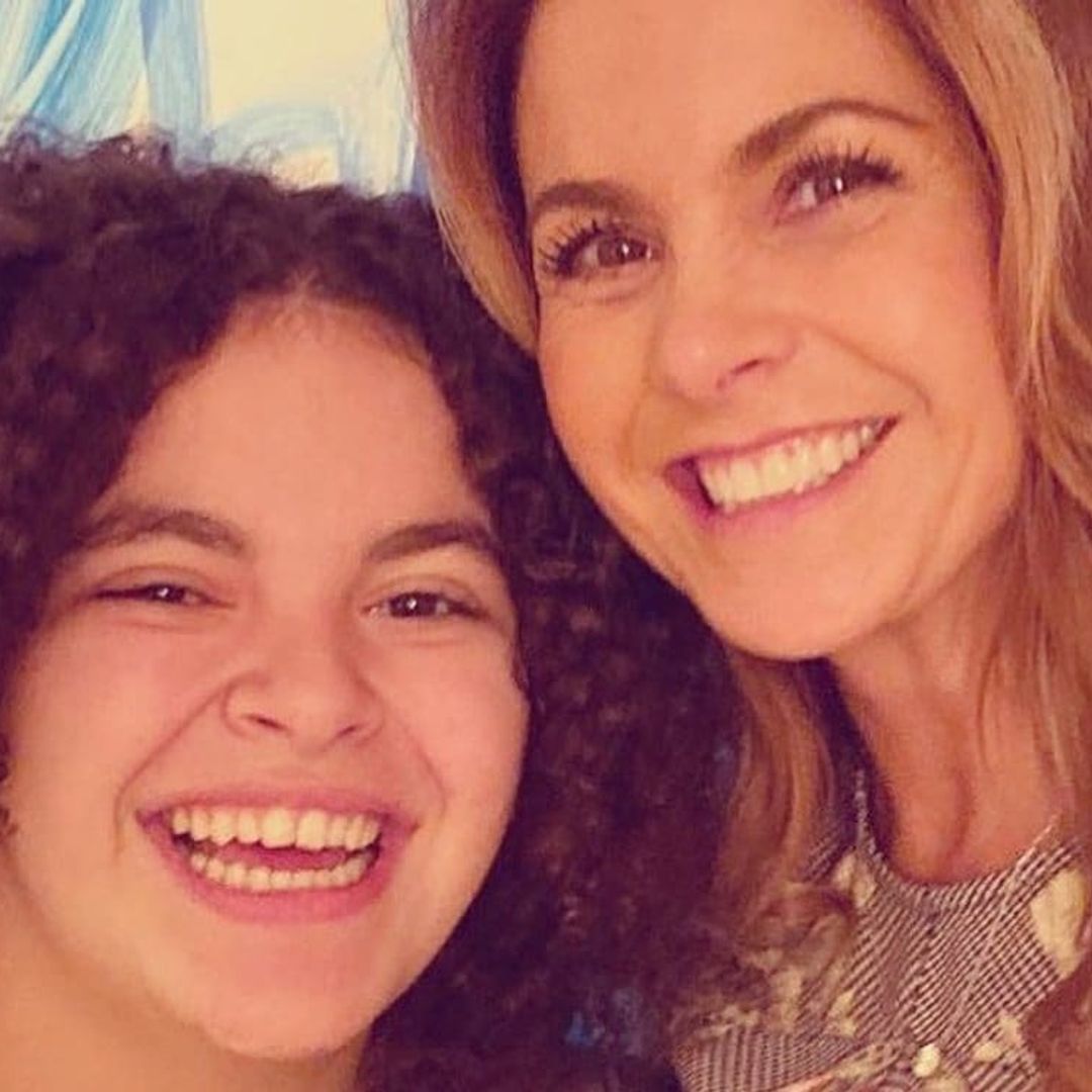 'Los hijos hay que estar para los papás', Lucerito Mijares apoya a su mamá, Lucero, tras su ruptura