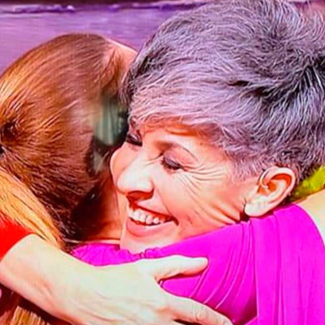 Así ha sido el reencuentro entre Beth y Nina 20 años después de su convivencia en 'Operación Triunfo'