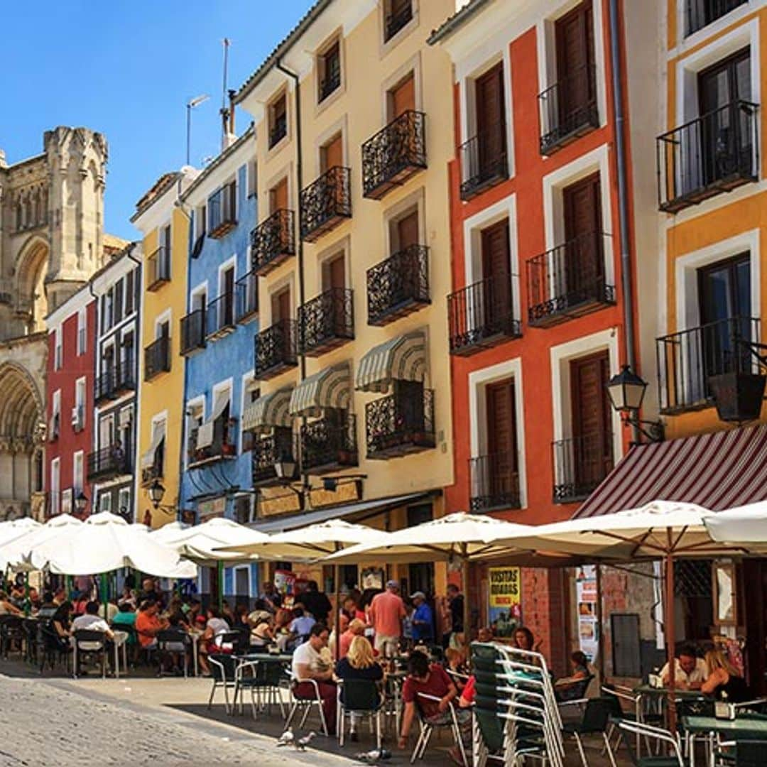 Cuenca, la ciudad colgada y abstracta, en 10 imprescindibles