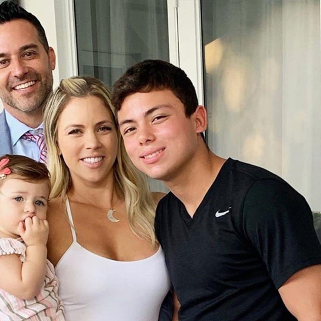 Ximena Duque celebra con mucha alegría el cumpleaños 15 de su hijo