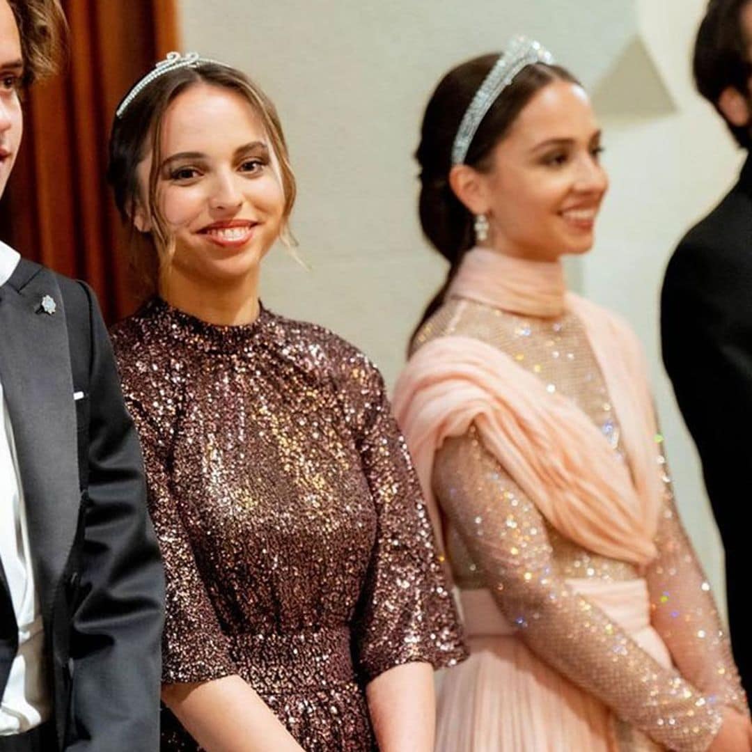 Iman y Salma de Jordania, radiantes con brillantes y tiaras familiares en la boda de su hermano