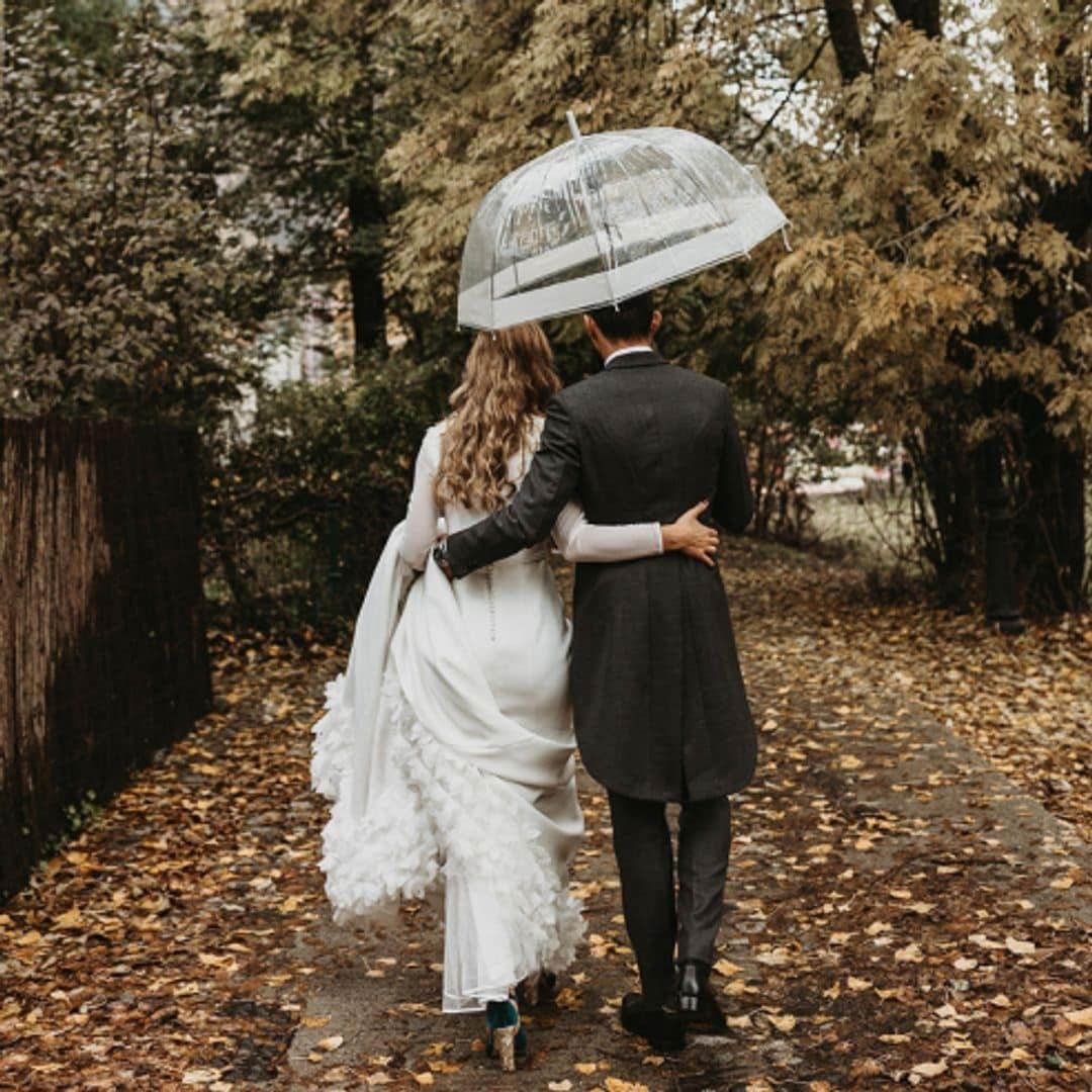 Cómo organizar una boda en días de lluvia: las claves de los expertos para que todo salga redondo