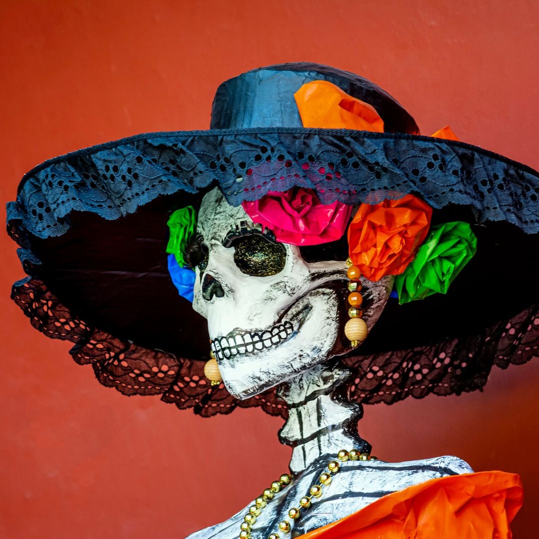 ¿Cuál es el origen de la Catrina? Te contamos su historia