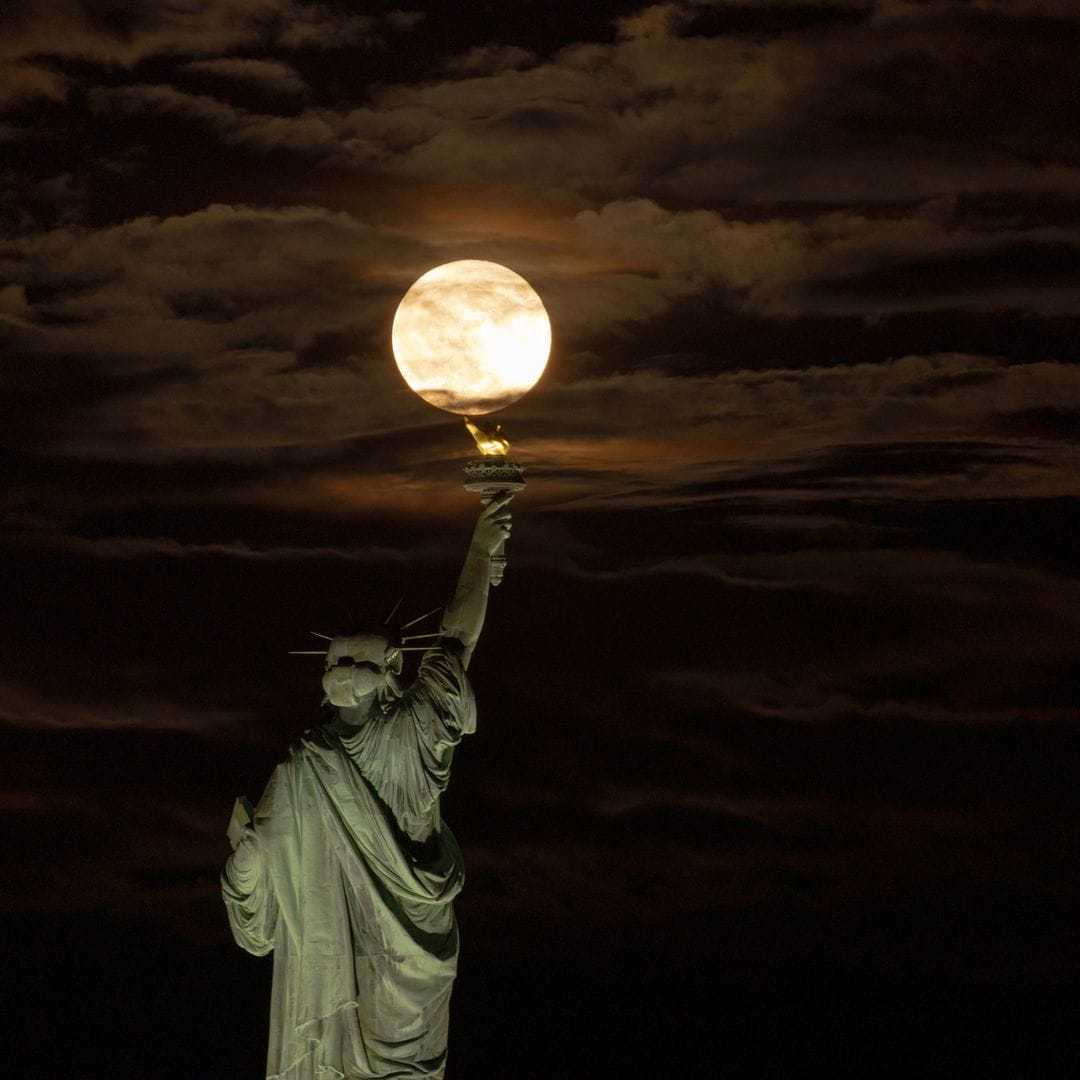 Las mejores y más impactantes imágenes de la 'Superluna azul'