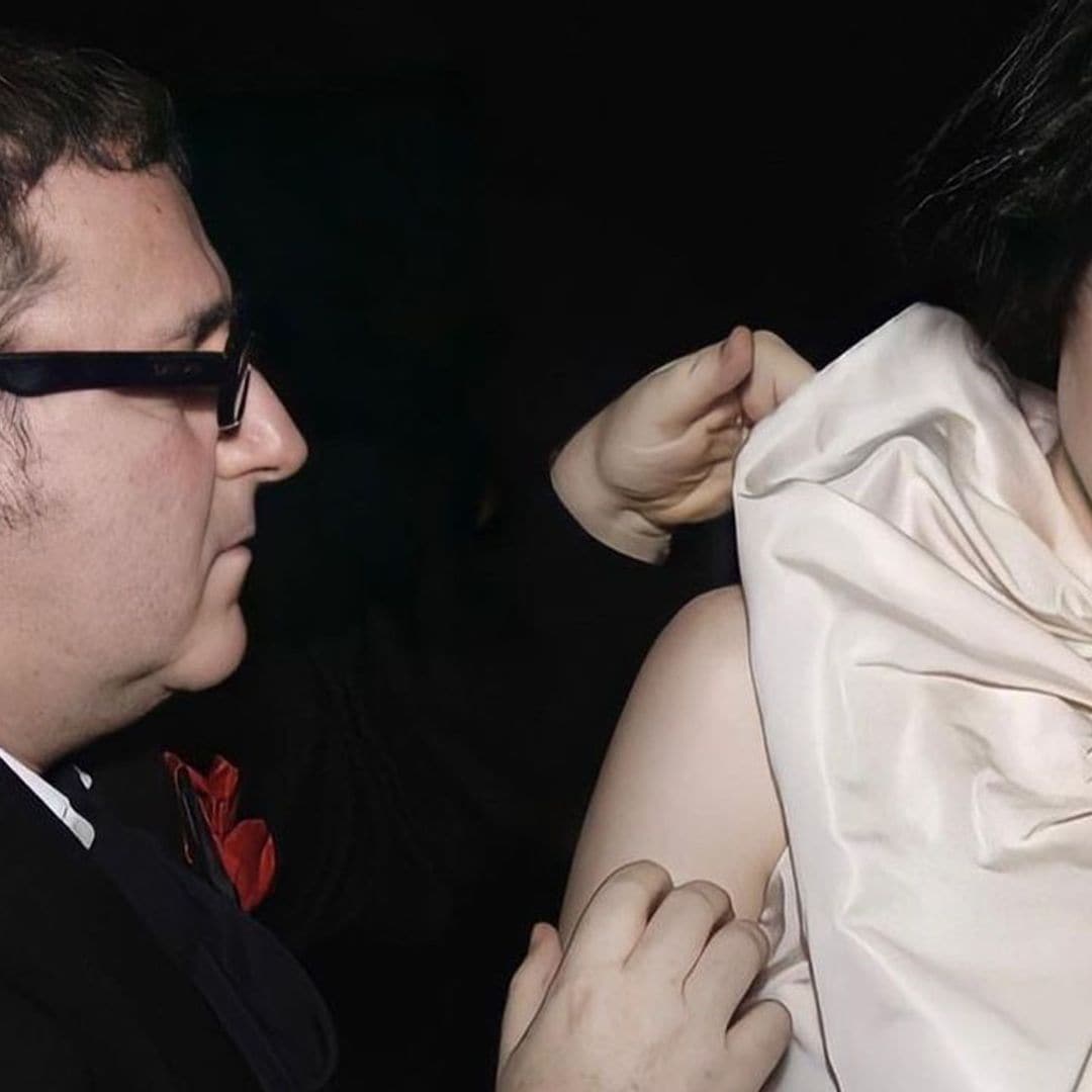 Adiós a Alber Elbaz: el mundo de la moda llora la muerte del diseñador