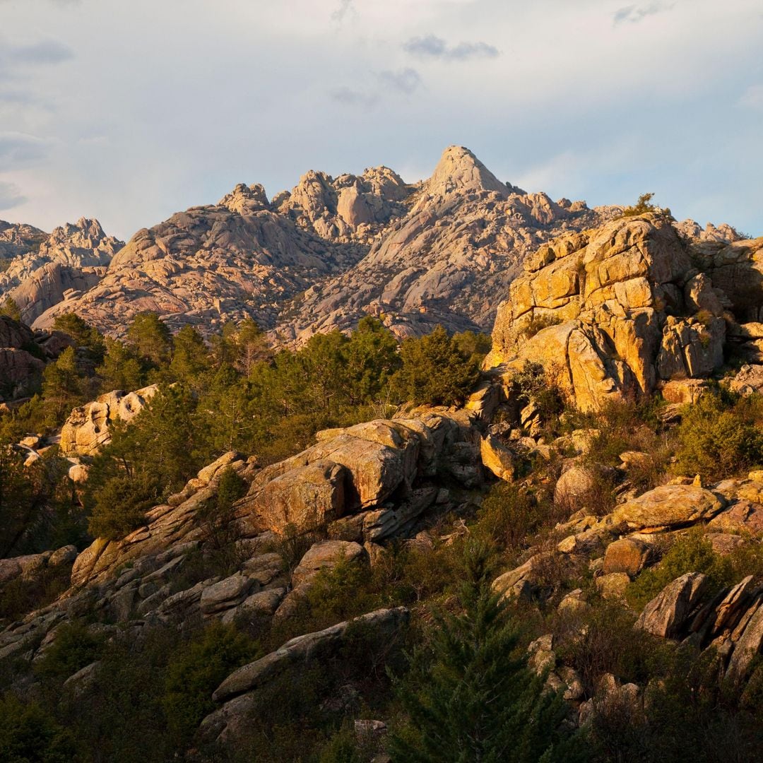 Al fondo El Yelmo, La Pedriza, Parque Regional Cuenca Alta del Manzanares, Madrid