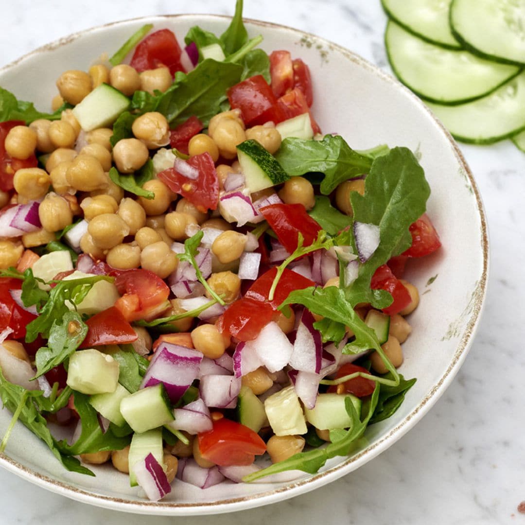 Ensalada de garbanzos y pepino