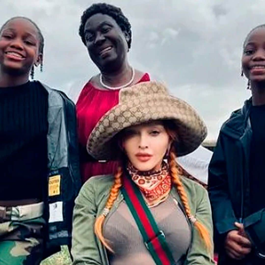 Madonna regresa con sus gemelas de 11 años a Malawi, el país donde nacieron