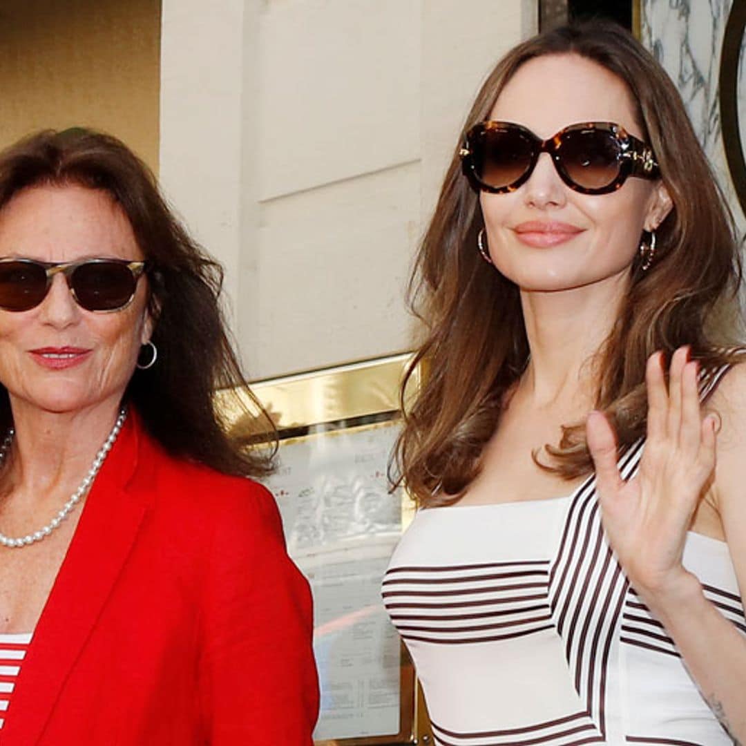 Angelina Jolie y su madrina asimilan la elegancia parisiense con una serie de atuendos coordinados