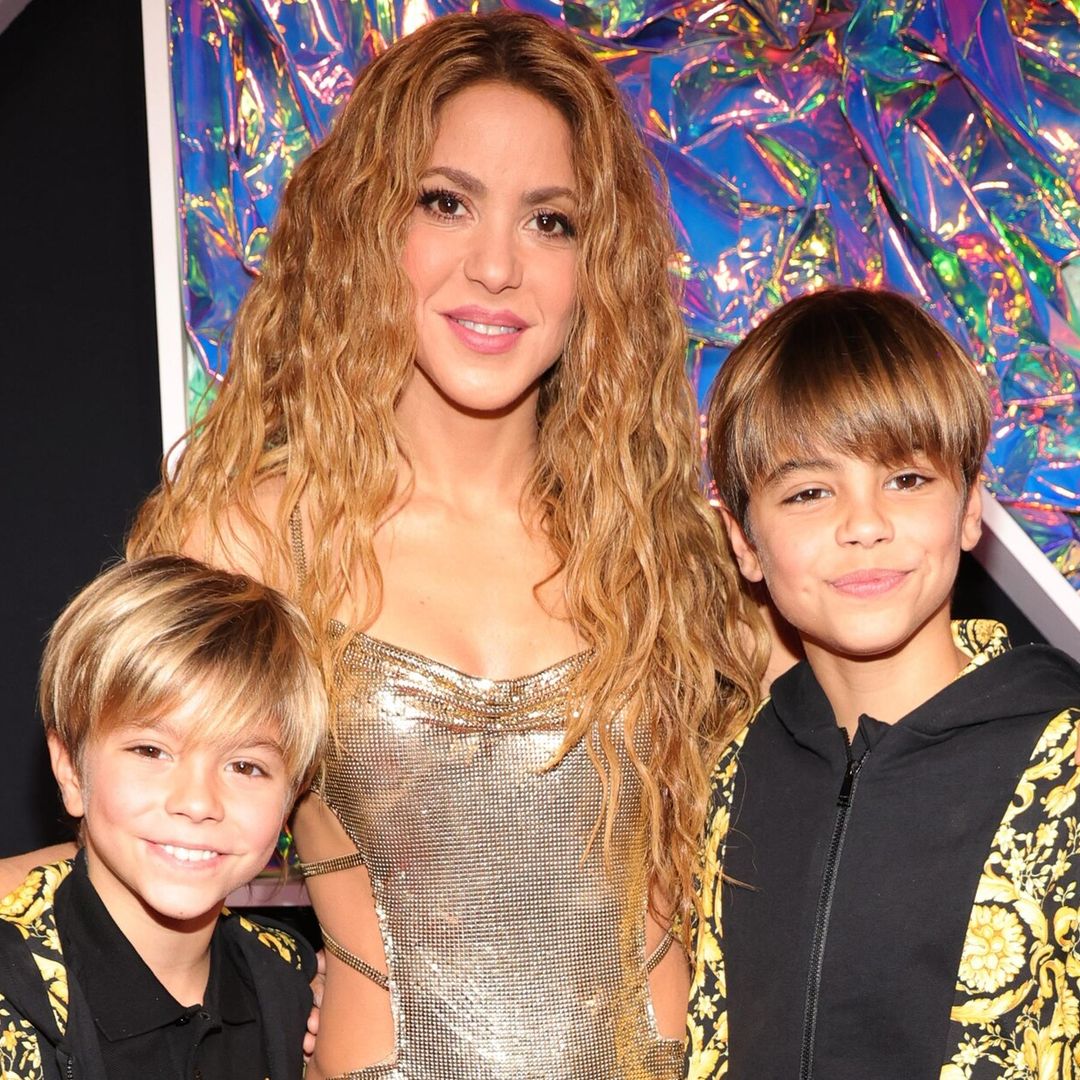 Shakira tiene en Milan y Sasha a los mejores acompañantes en los MTV VMAs 2023