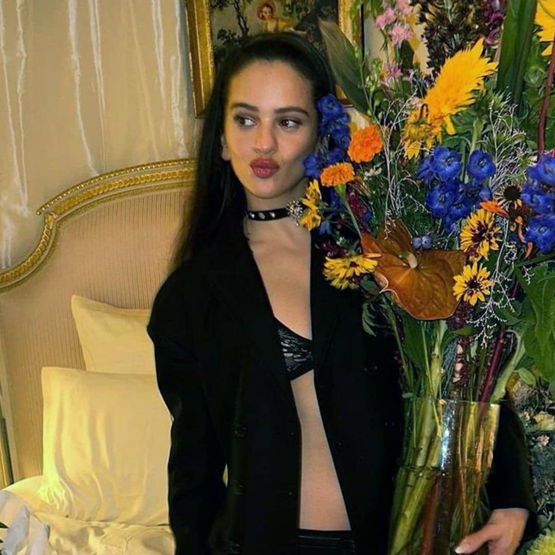 El lookazo 'revenge' de Rosalía y todos los detalles de su 31 cumpleaños en París