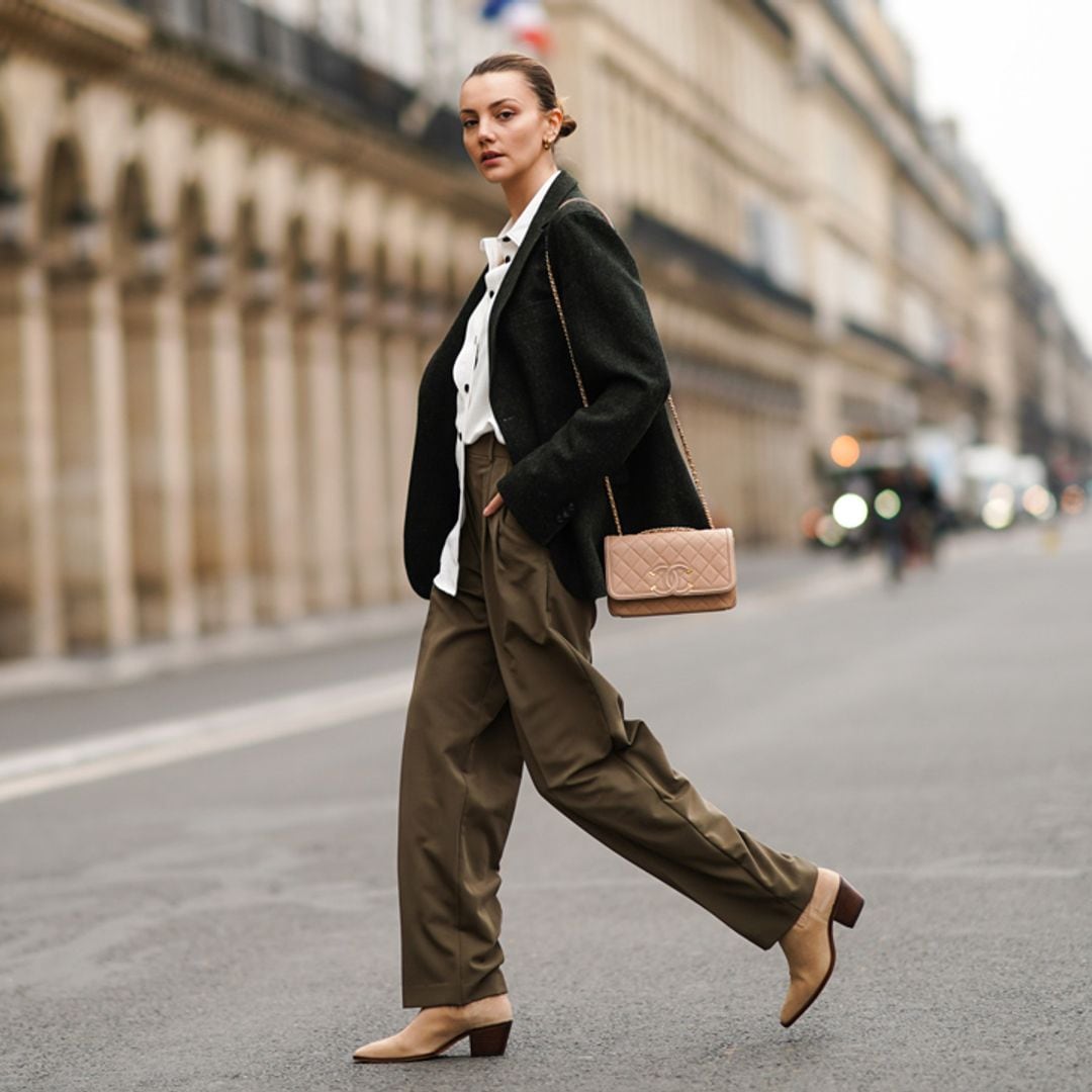 Todo lo que necesitas para vestir elegante y a la moda son estas chaquetas 'blazer' de rebajas