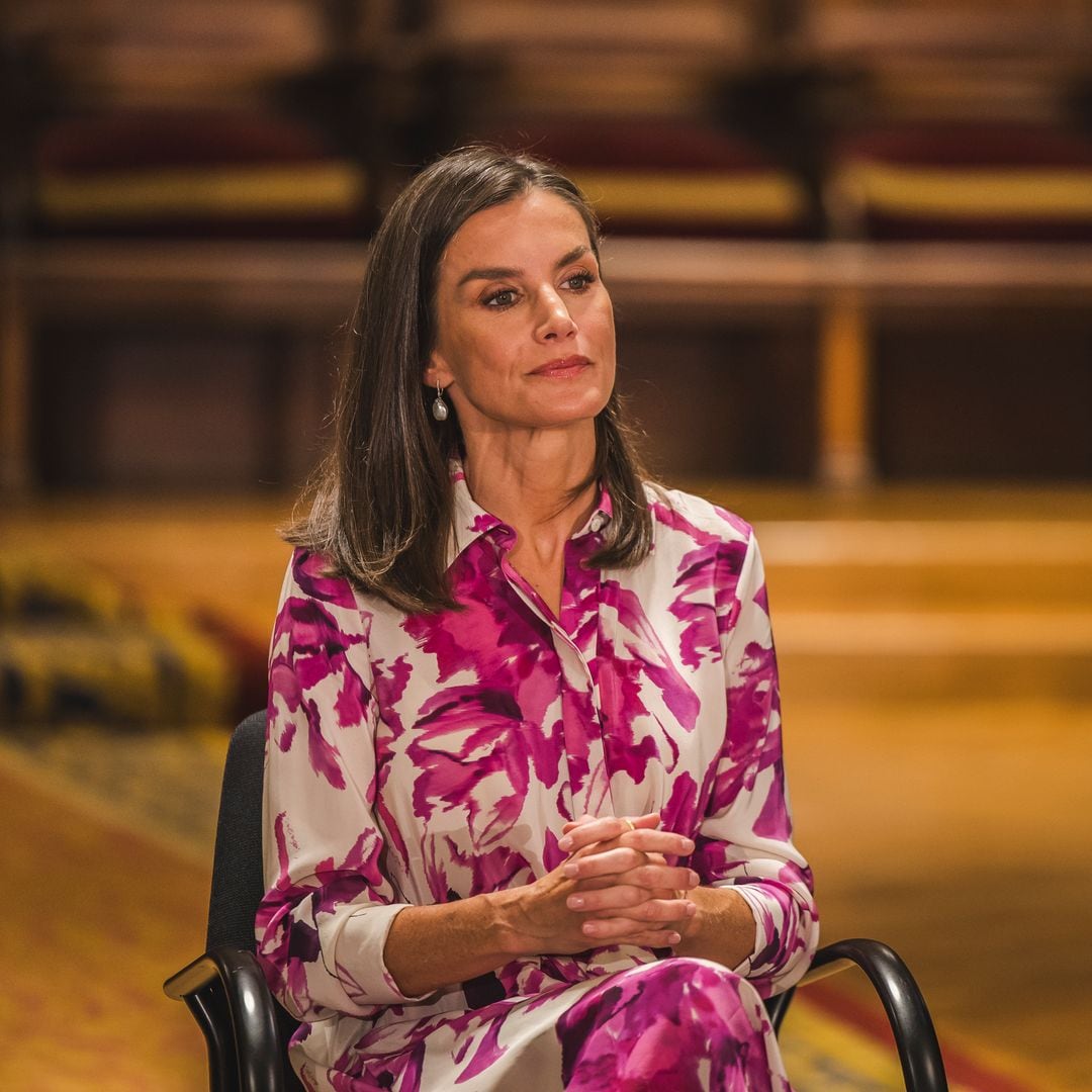 La diseñadora favorita de la reina Letizia nos revela las claves para lucir como una 'royal'