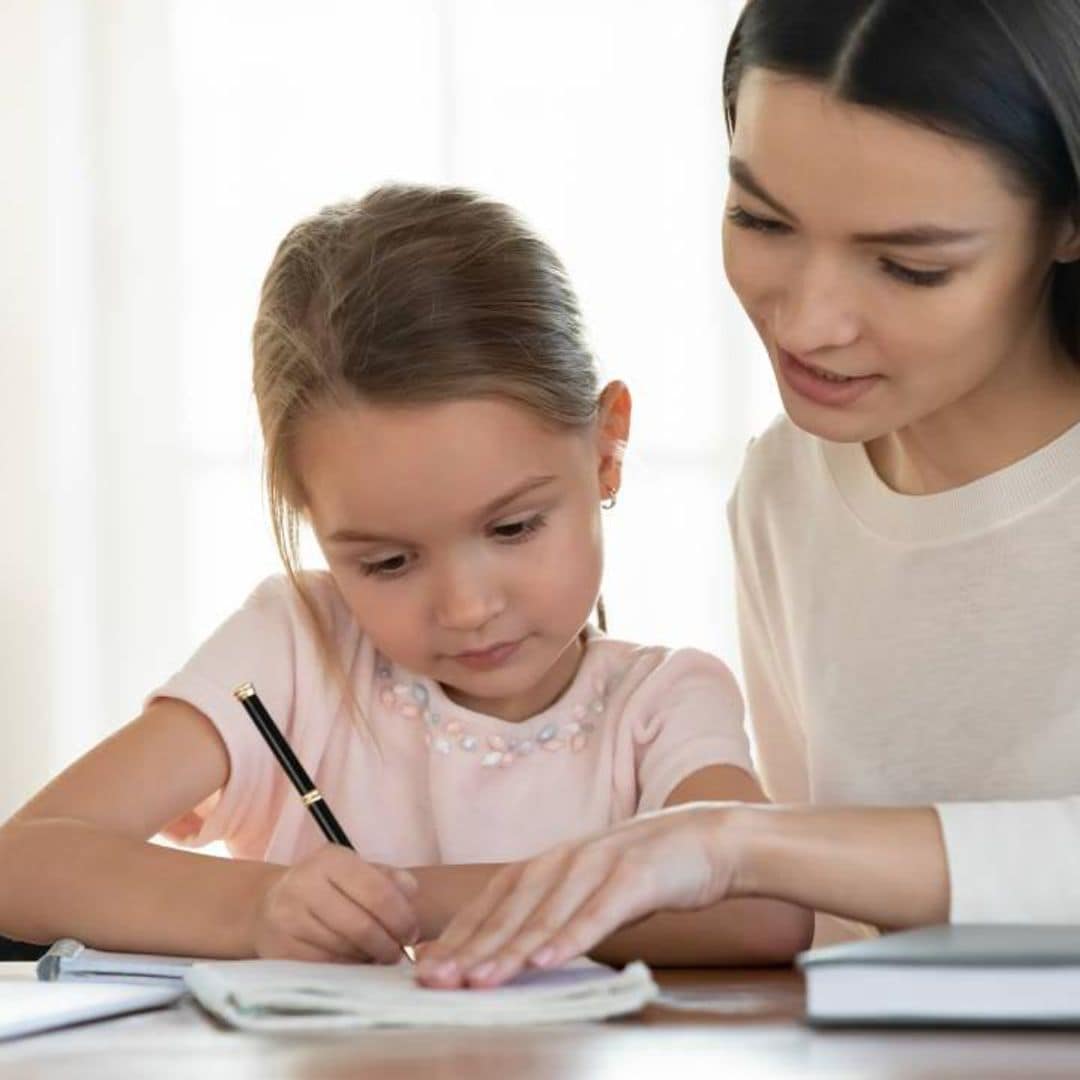 ‘¿Debería apuntar a mi hijo a clases particulares para preparar sus exámenes?’