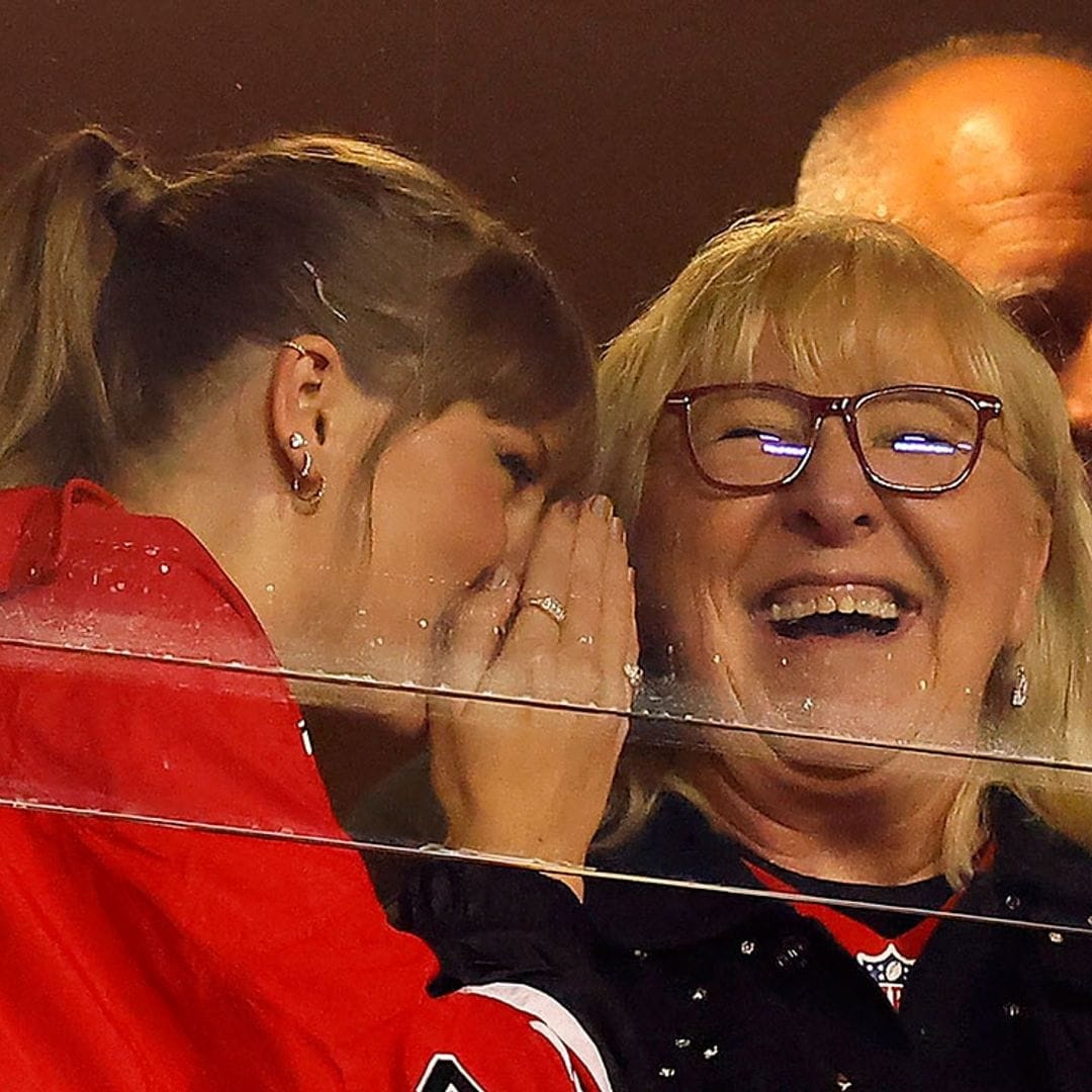 La complicidad de Taylor Swift y la mamá de Travis Kelce en su nueva visita al estadio