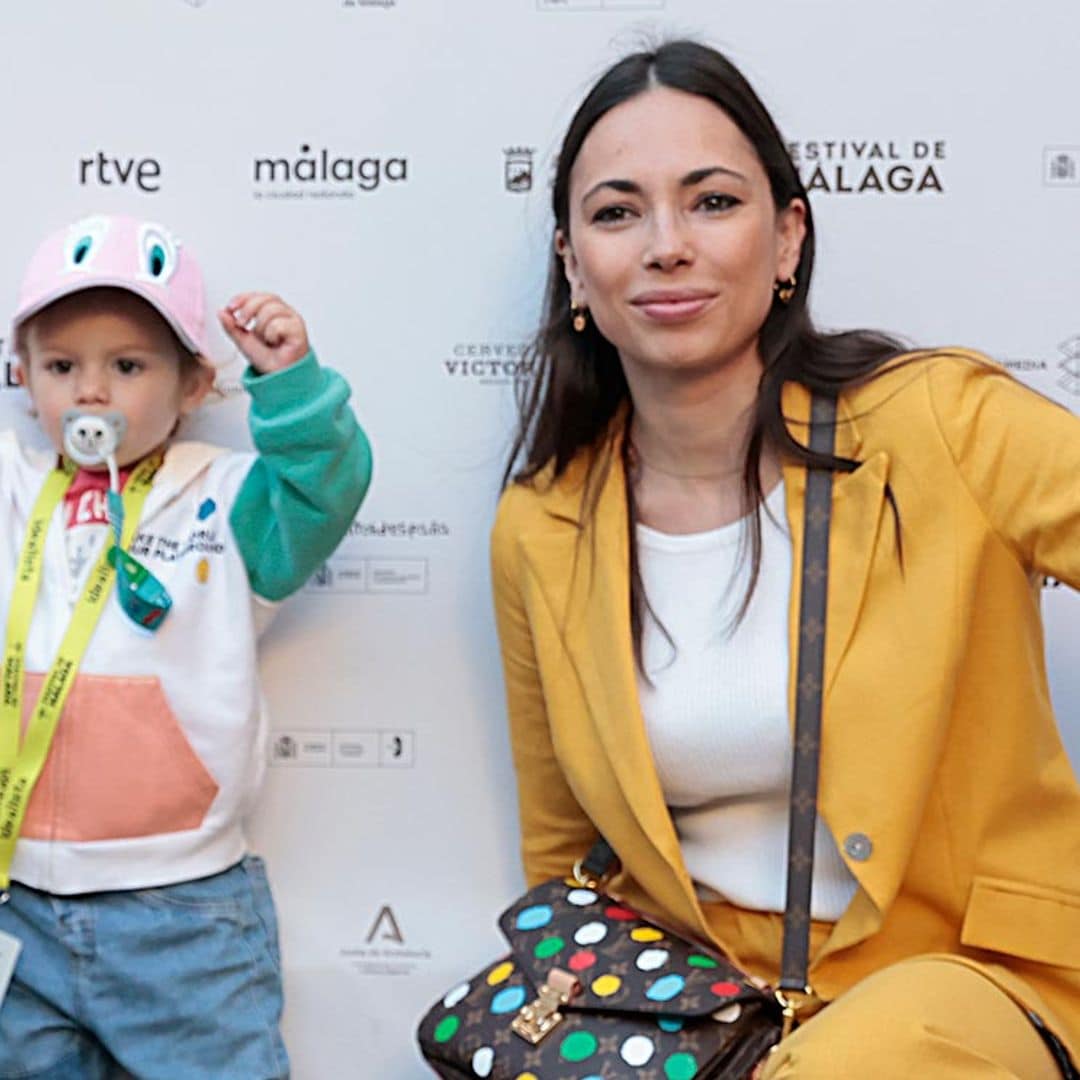 La nieta de Carlos Saura, de dos años, la estrella más simpática y espontánea del Festival de Málaga