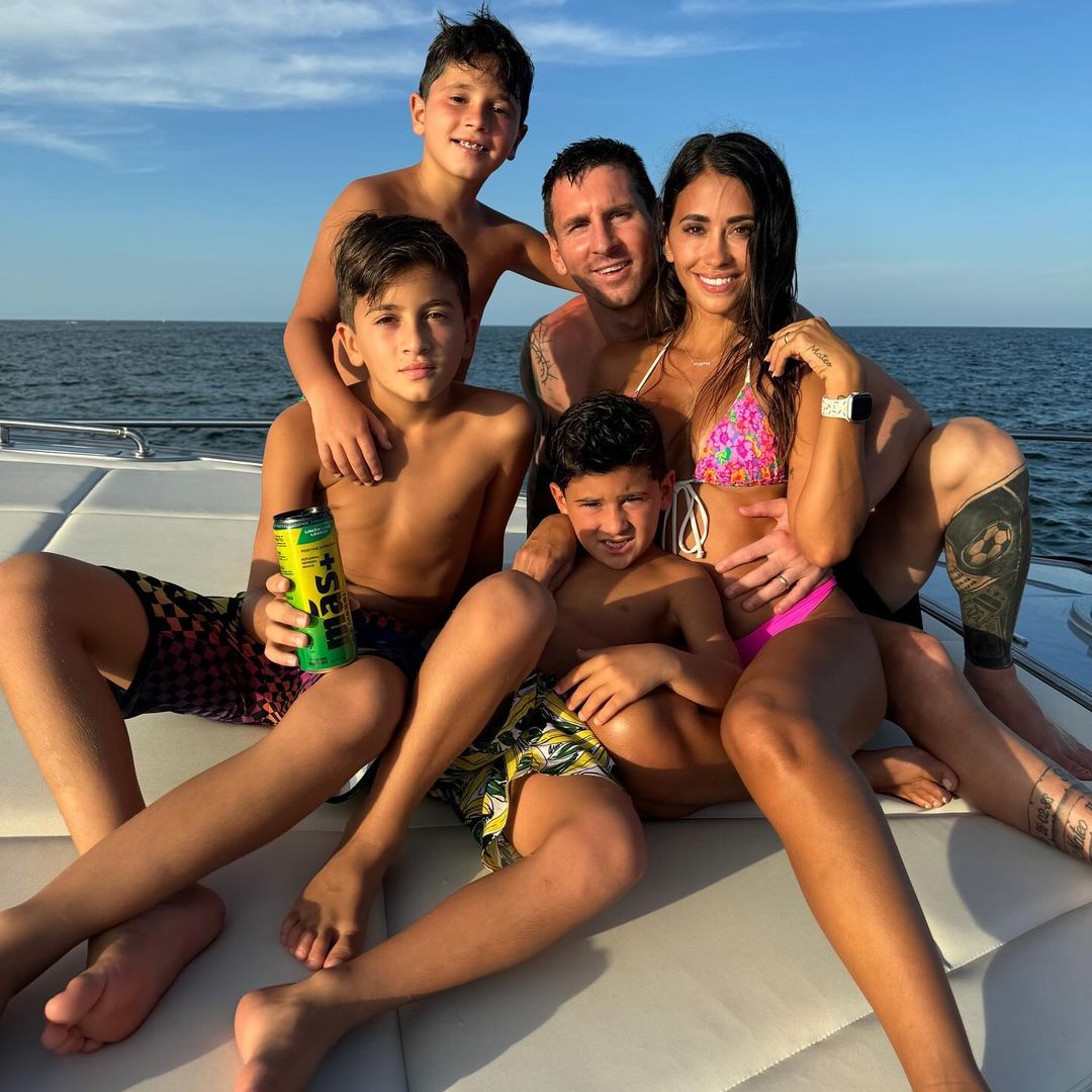 Antonela Roccuzzo comparte las más bellas postales de su verano en familia