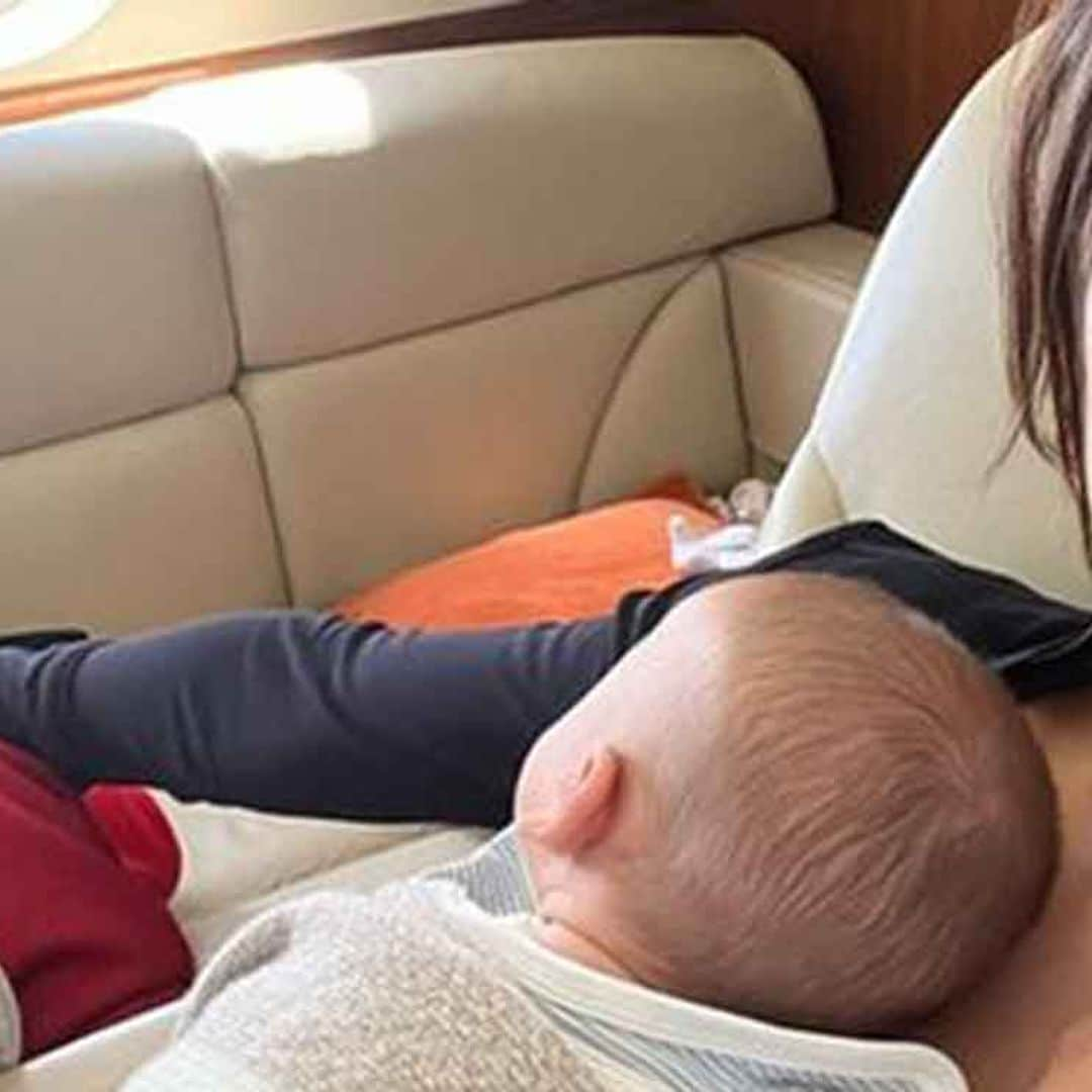 El video más tierno de Hiba Abouk comiéndose a besos a hijo Naím de once meses