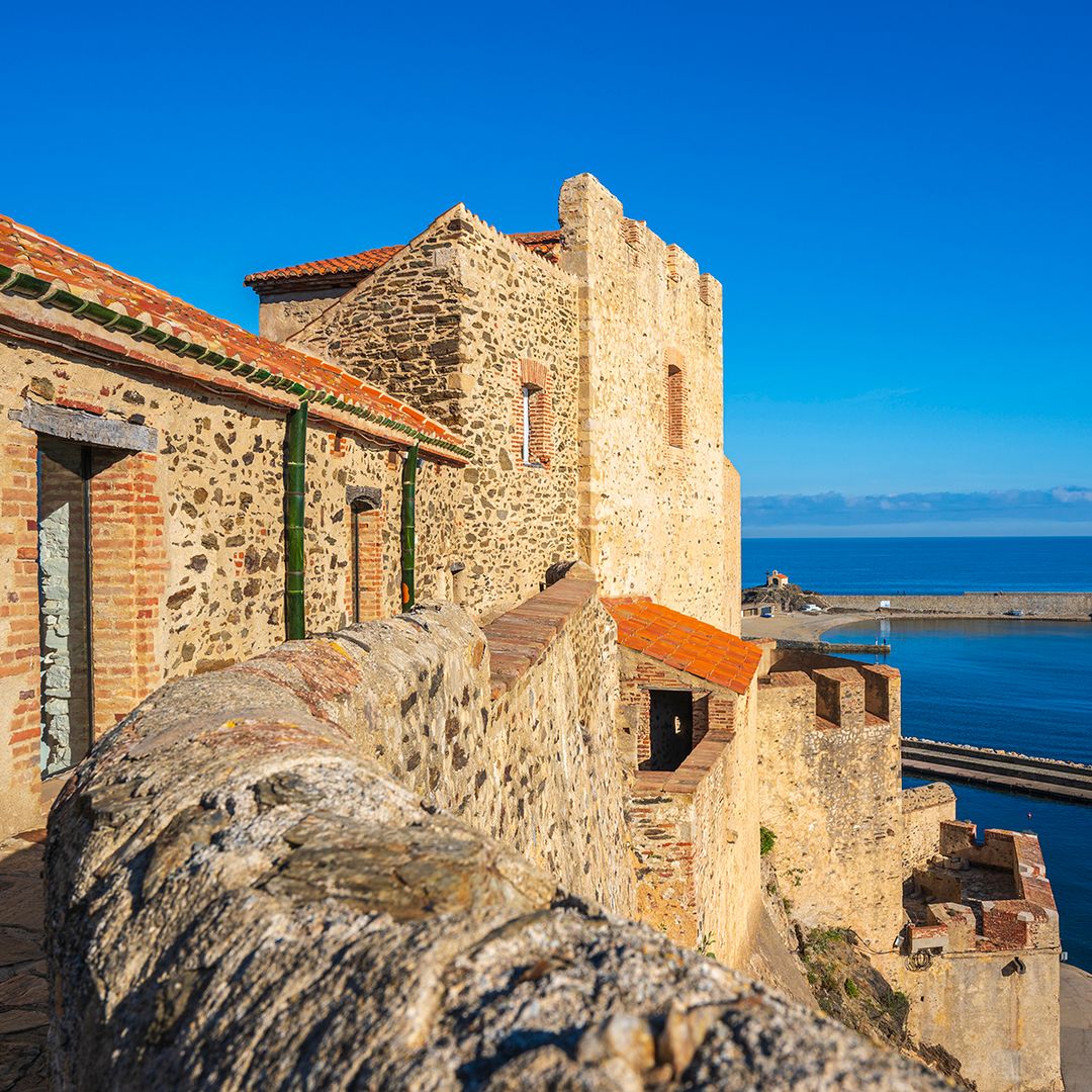 Château Royal, levantado en época medieval en la localidad costera de Colliure, Francia