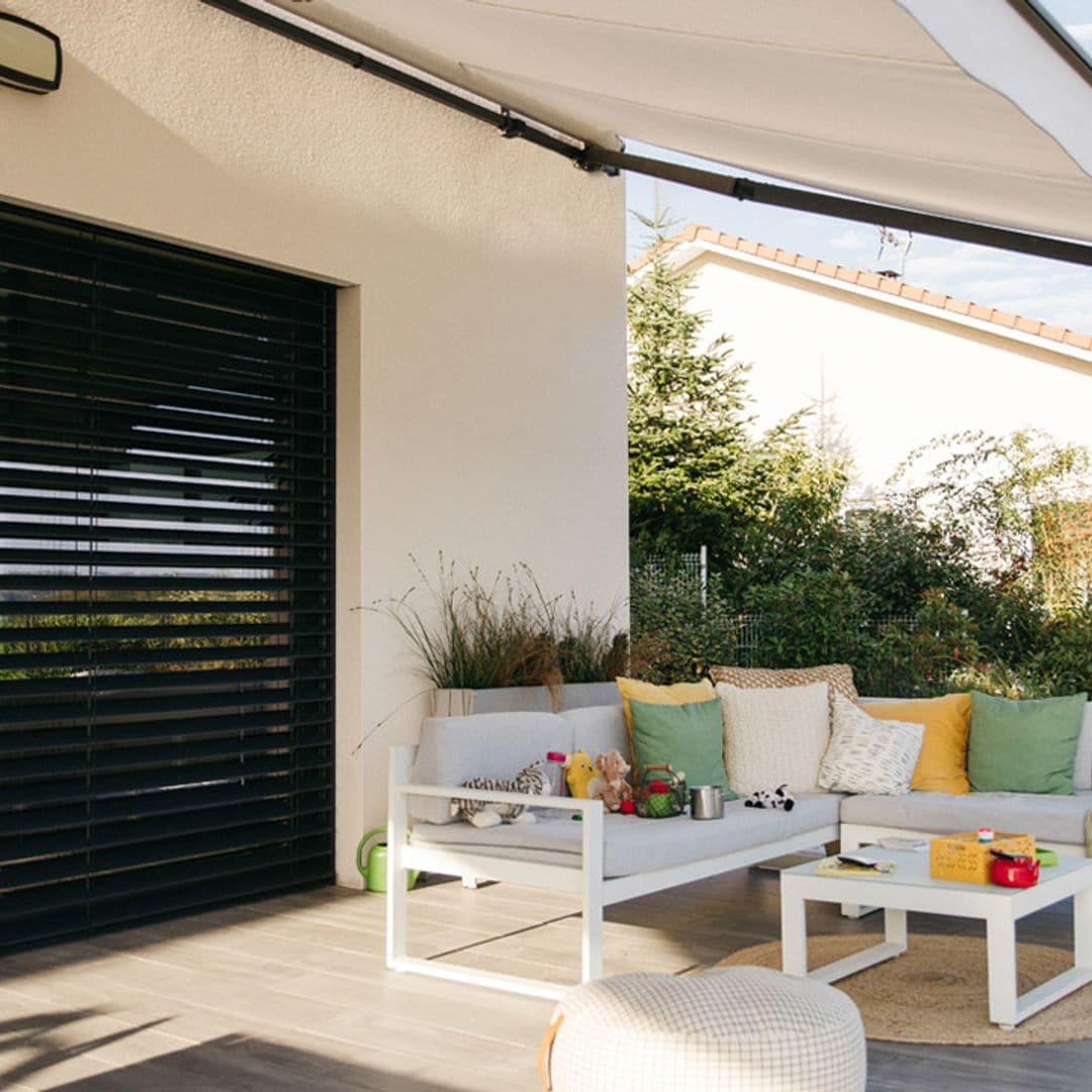 Cómo elegir el mejor toldo para tu terraza o balcón