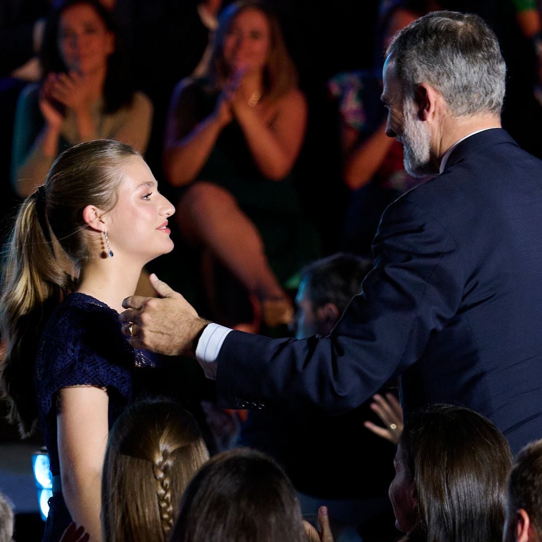 Felipe VI declara su orgullo al agradecer la implicación de sus hijas en la vida institucional