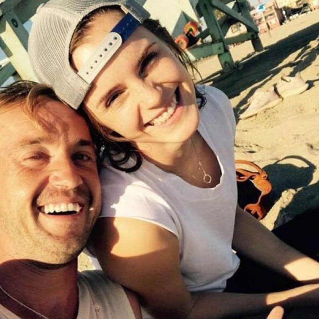 Tom Felton resuelve los rumores sobre su relación con Emma Watson  💕