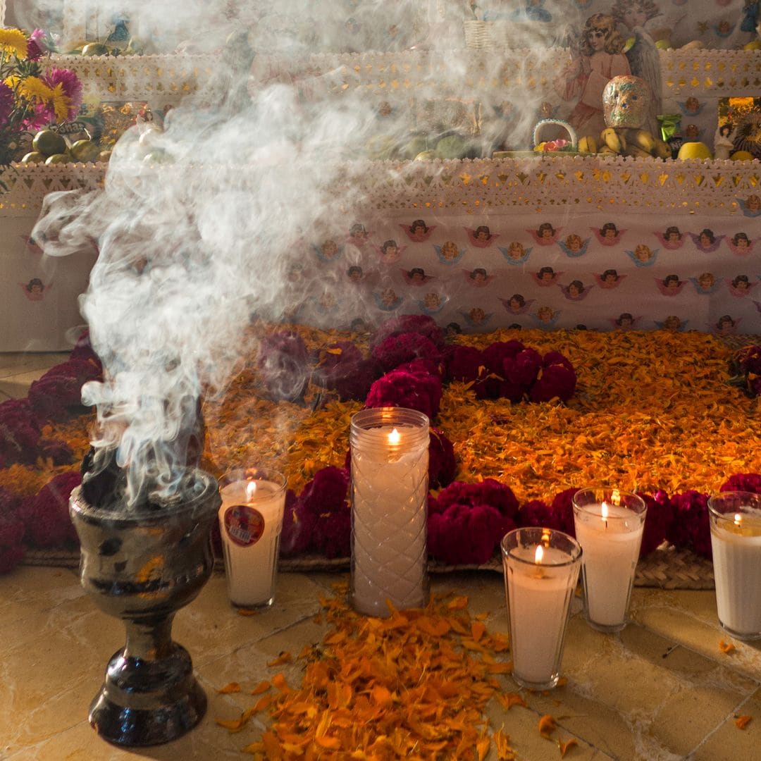 Día de muertos: un altar cerca de la ciudad de Puebla