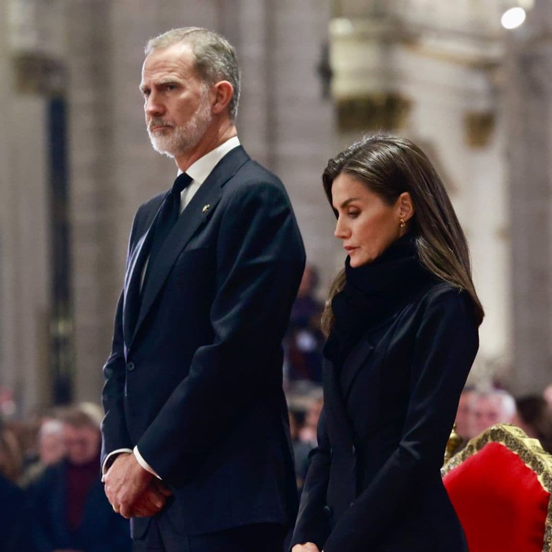 Los Reyes arropan a los familiares de las víctimas de la DANA en la misa funeral