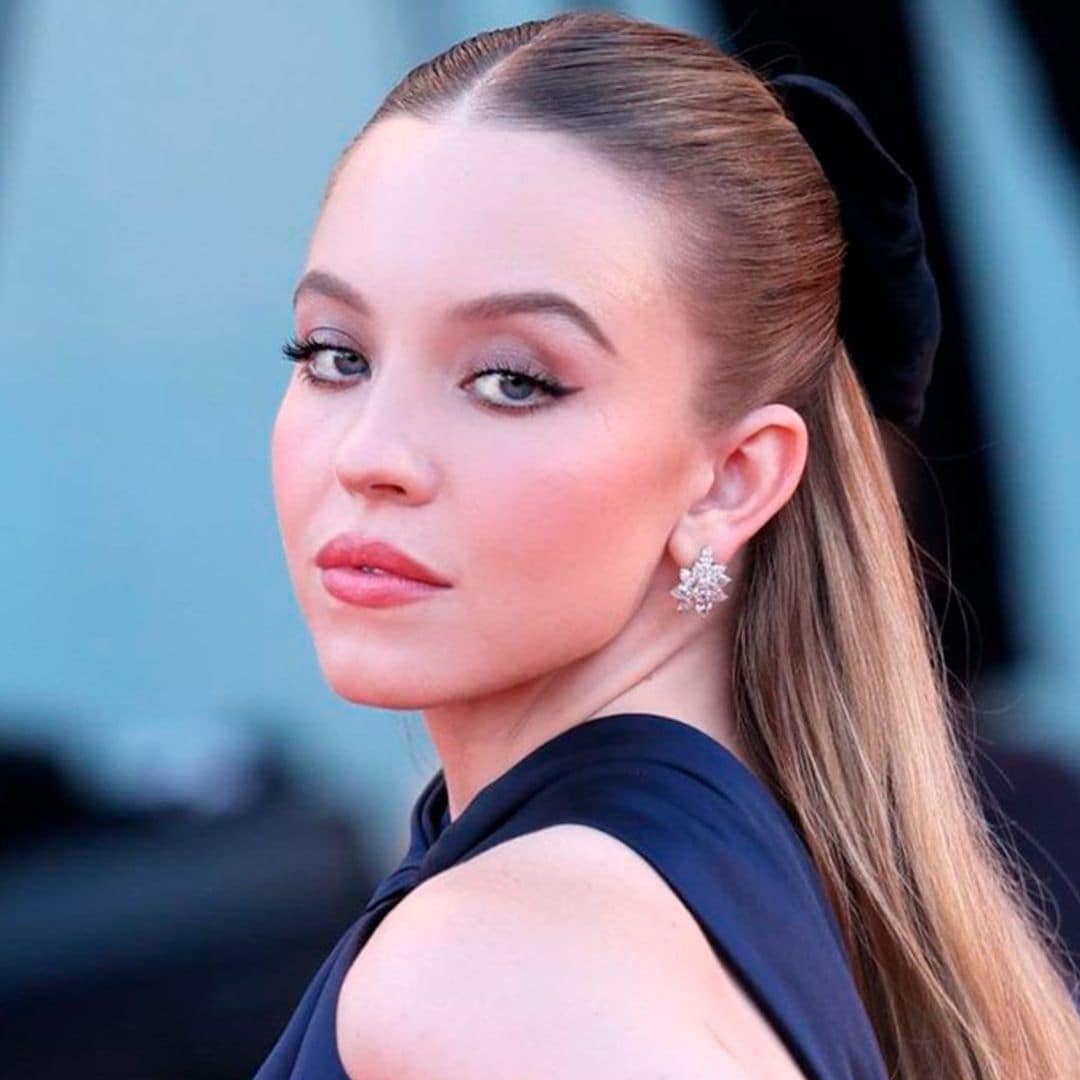 El espectacular vestido red con brillantes de Sydney Sweeney, la invitada más sensacional de la fiesta