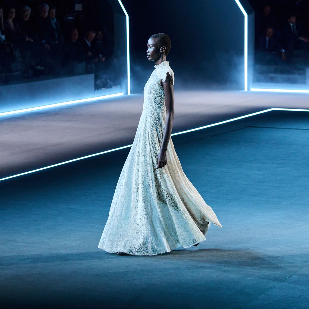 Dior otoño-invierno 2025: Un espectáculo teatral presentado en París