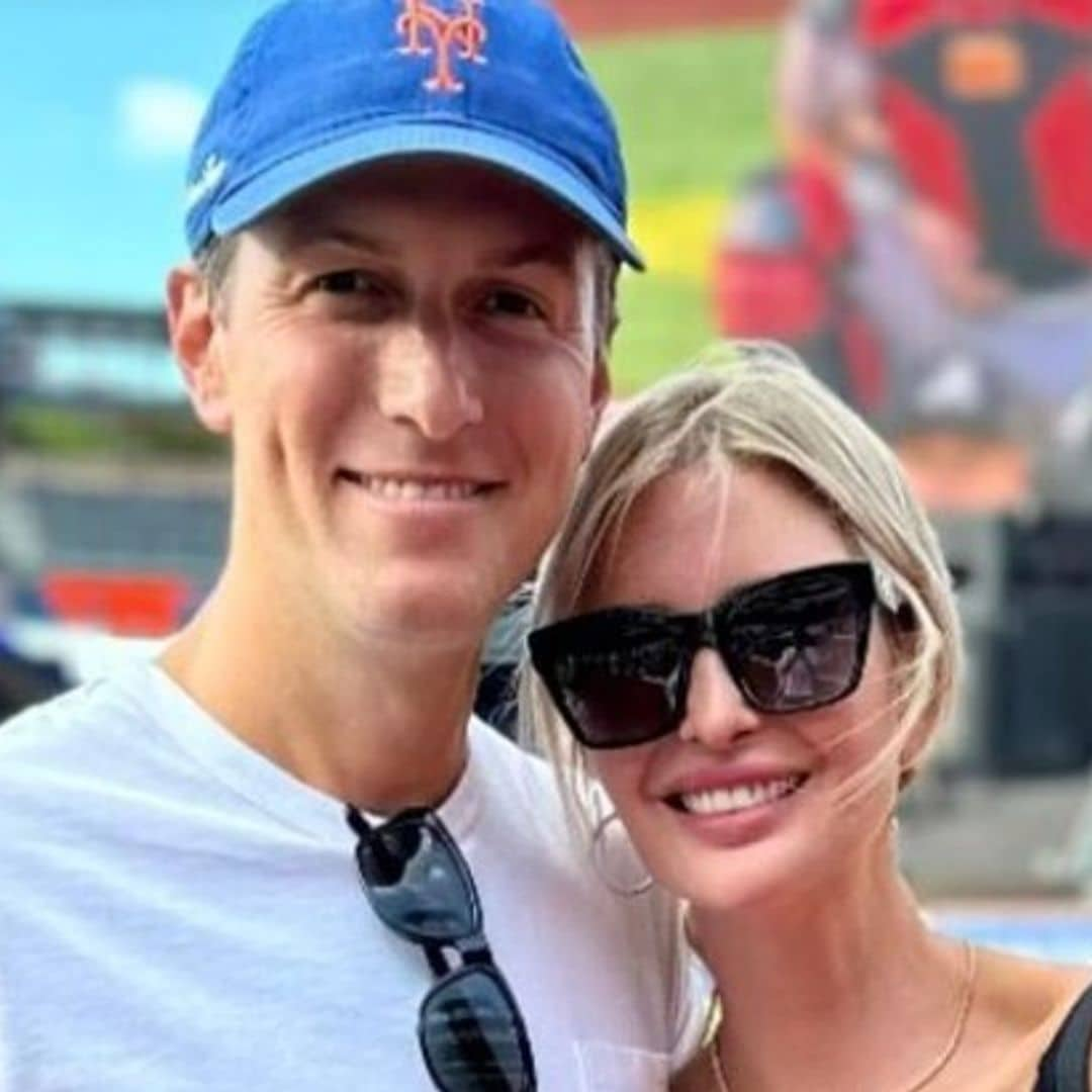 Ivanka Trump y Jared Kushner, junto a sus hijos en el partido de los Mets