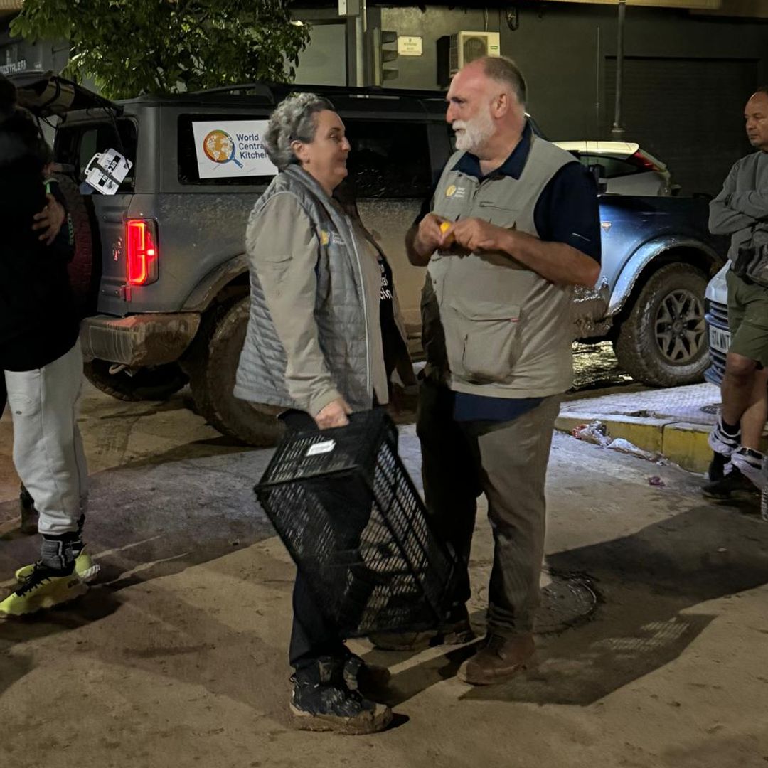 Chefs  Pepa Muñoz and José Andrés help hundreds of people affected by the dana thanks to the NGO World Central Kitchen in Valencia. November 2 2024