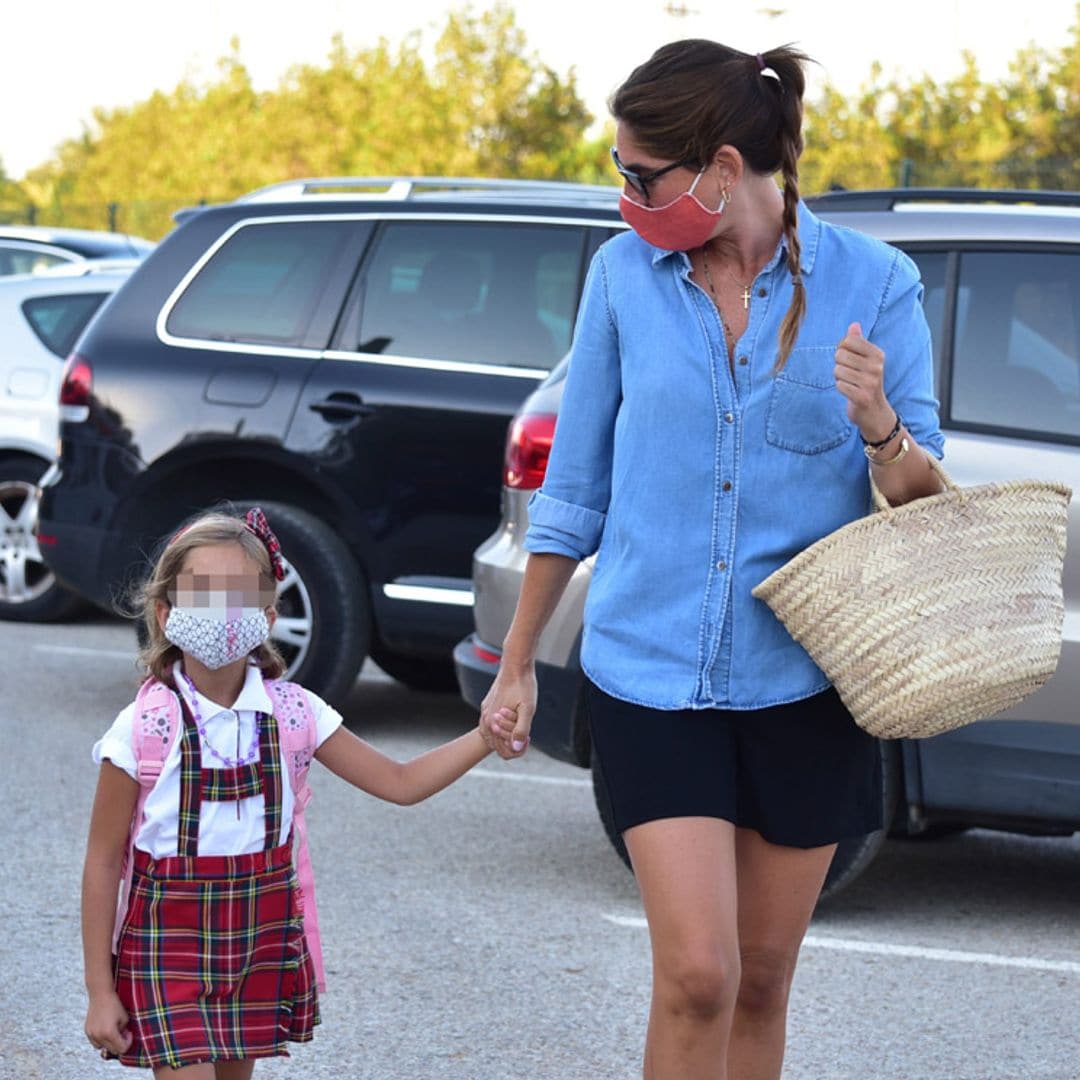 La vuelta al cole de Carmen, la hija de Lourdes Montes y Francisco Rivera