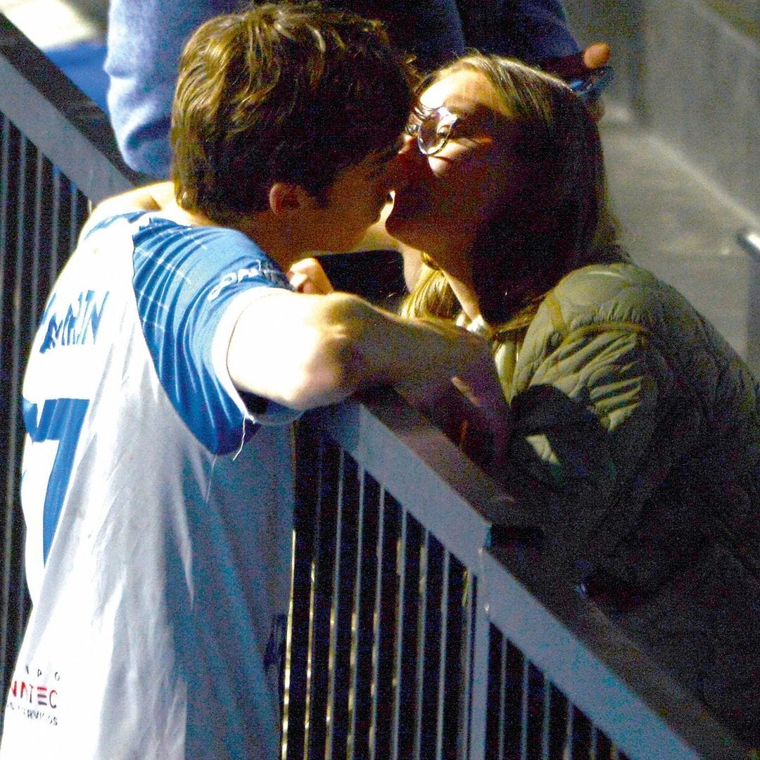 Pablo Urdangarin y Johanna Zott: la imagen de su beso más romántico en la cancha