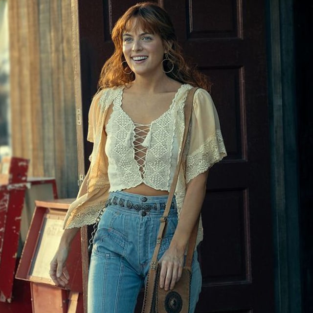 daisy jones looks