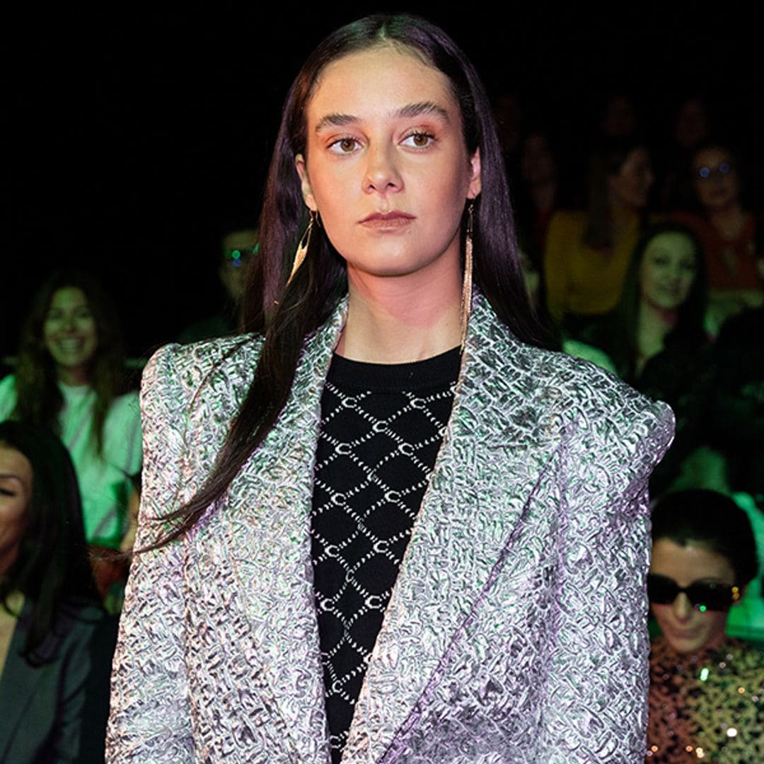 Victoria de Marichalar deslumbra en Madrid Fashion Week con el conjunto ochentero más rompedor