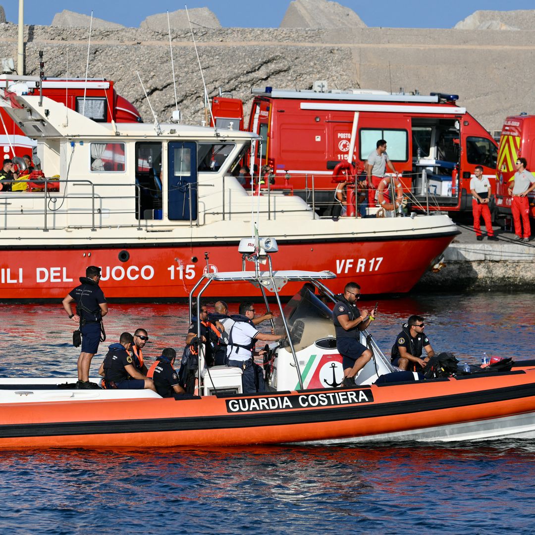 Así era el selecto grupo de invitados de Mike Lynch a navegar en su yate, que se ha hundido en la costa italiana