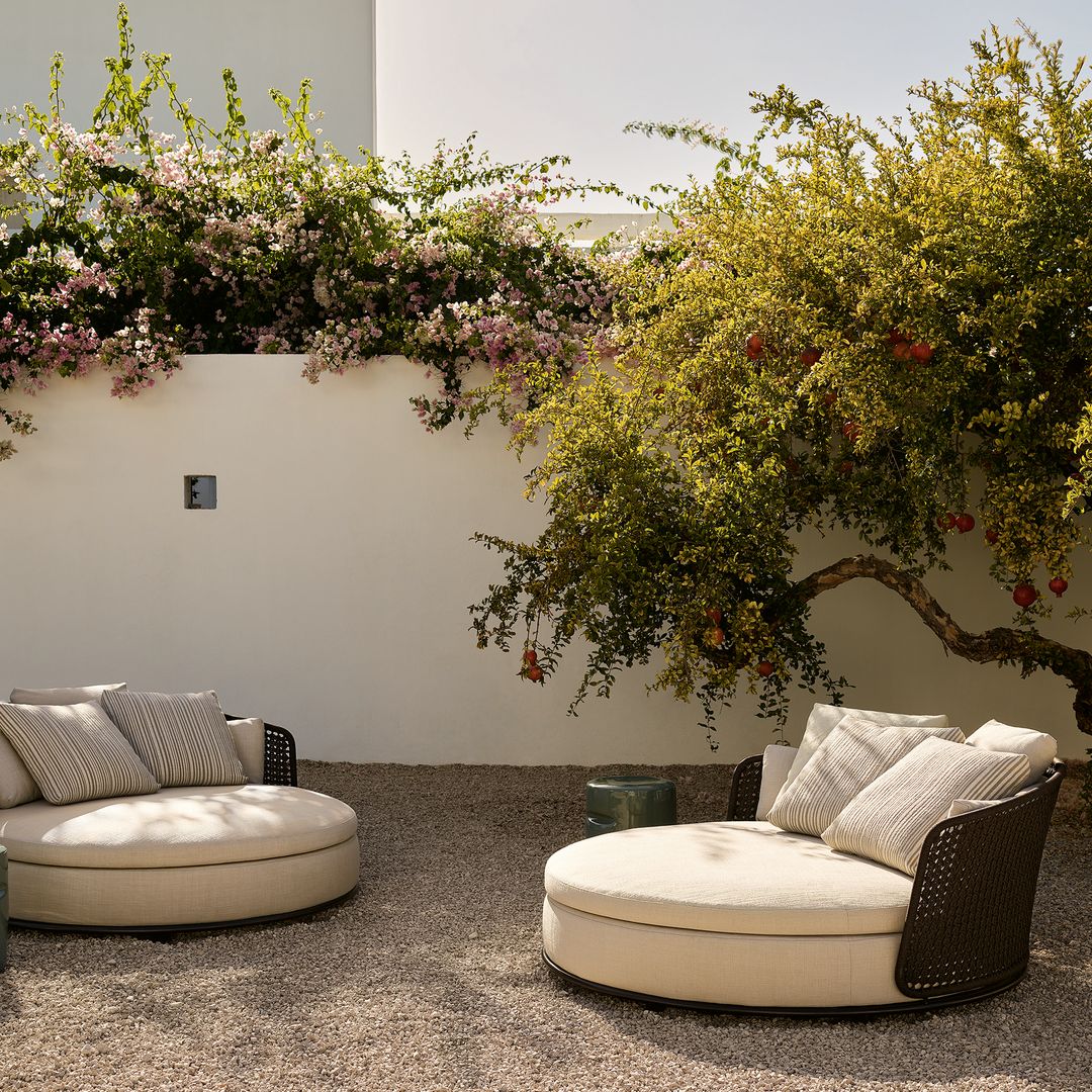 Nada de básicos: los muebles de jardín más 'in' para relajarte 'outdoor'