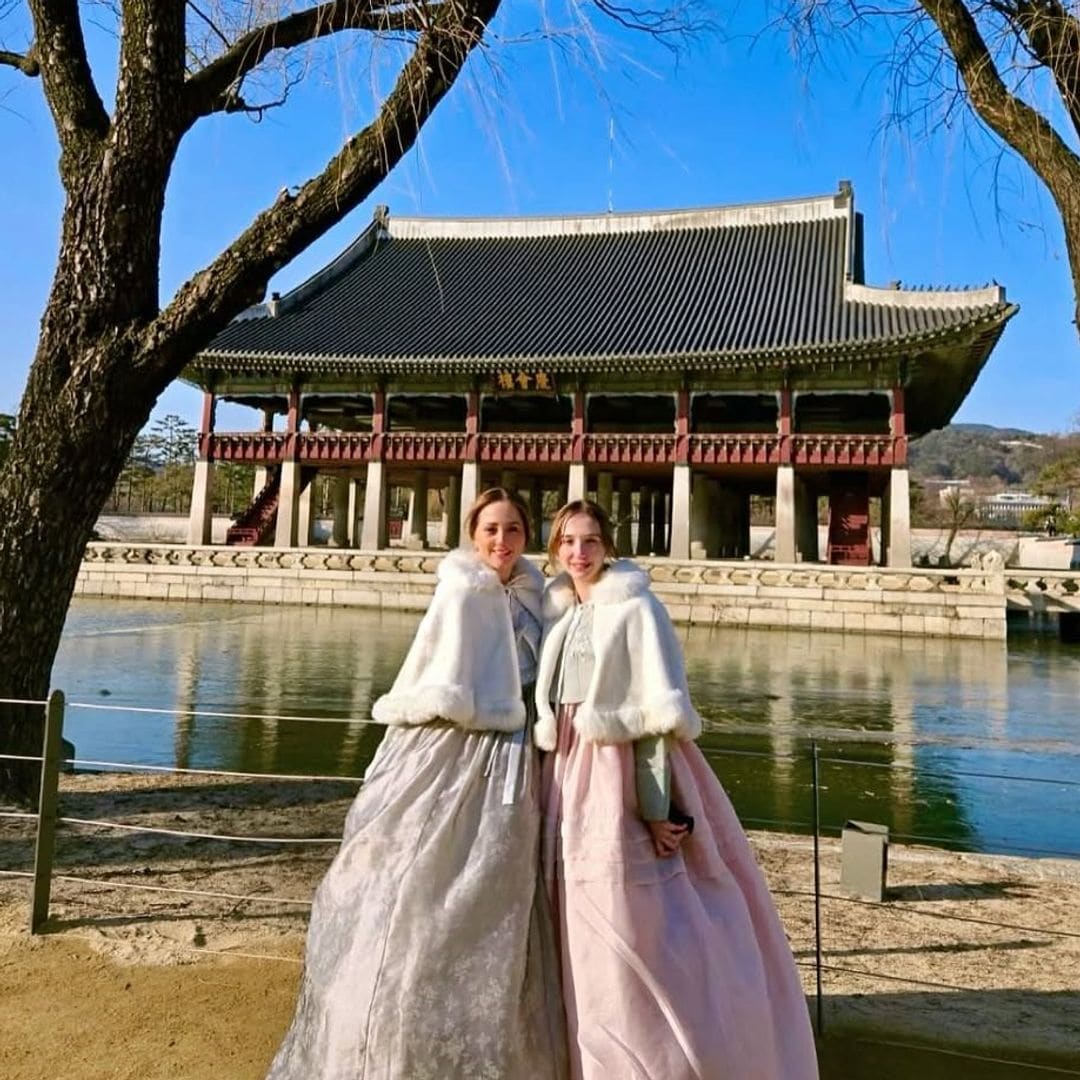 ¡Viaje de madre e hija! Andrea Legarreta y Nina Rubín disfrutan de unas vacaciones en Corea