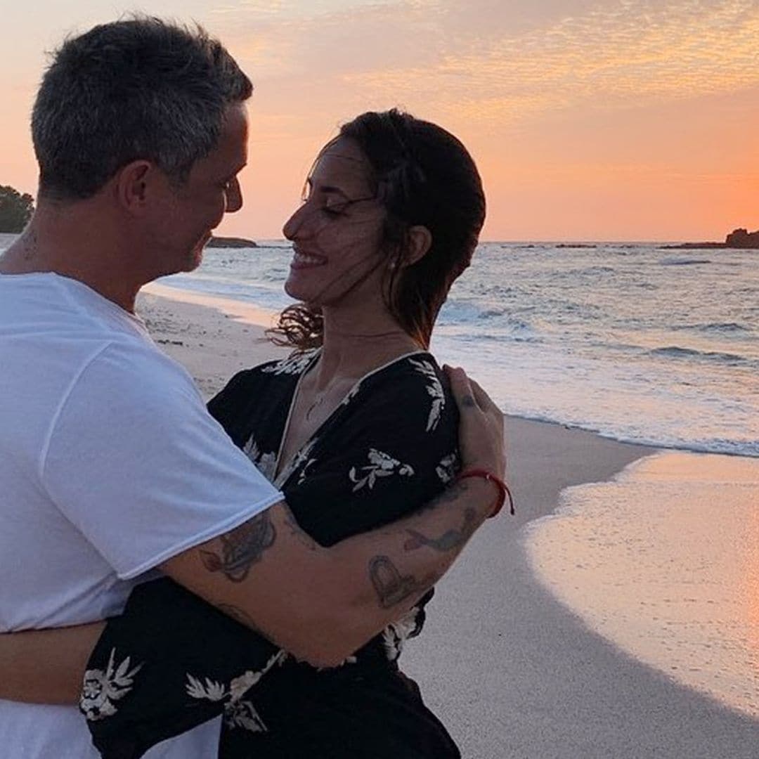 Alejandro Sanz muestra su admiración por Rachel Valdés: 'Ella pincela latidos'