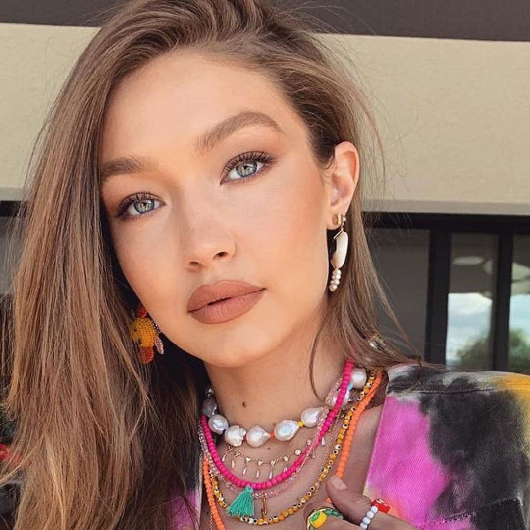 Con los trucos de Gigi Hadid tu salón parecerá más amplio y luminoso