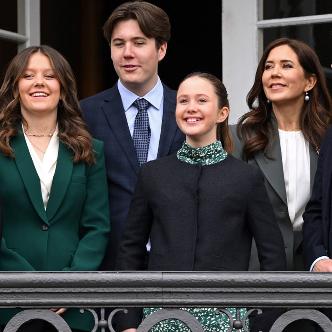 Isabella y Josefina de Dinamarca, dos princesas a juego con su madre que comparten ropa