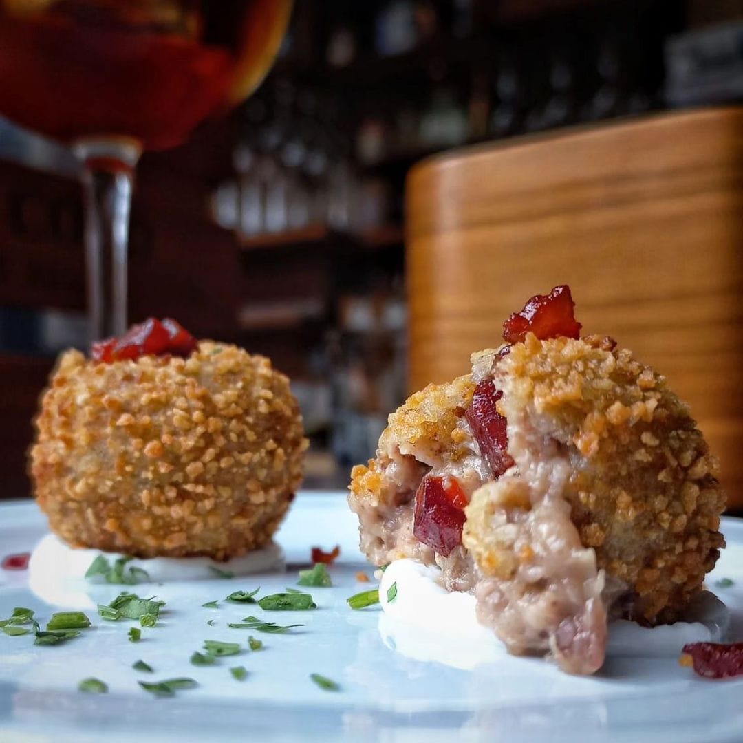 Croquetas del restaurante La Soldrería, Potes, valle de Liébana, Cantabria