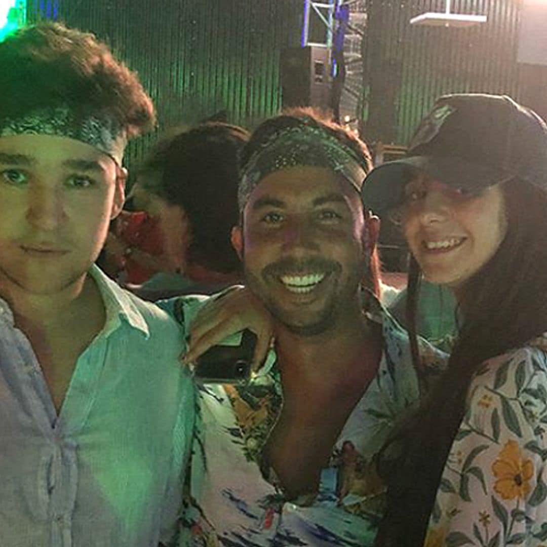 La divertida noche hawaiana de Victoria Federica de Marichalar y su hermano Felipe