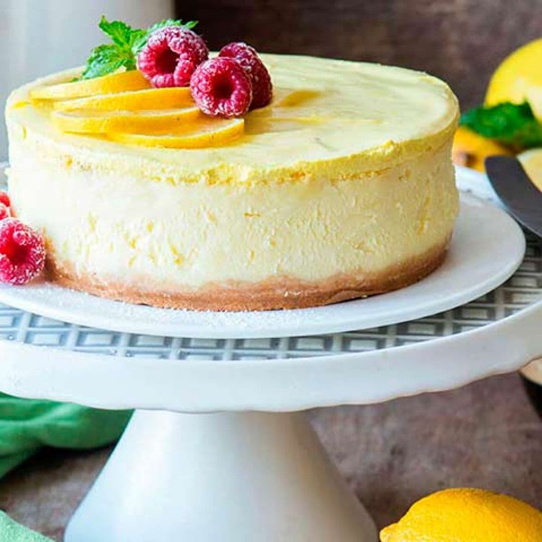 Tarta de mousse de limón