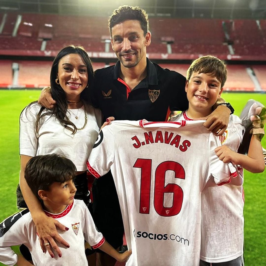 Así es la preciosa familia del futbolista Jesús Navas, que este domingo juega el último partido de su vida