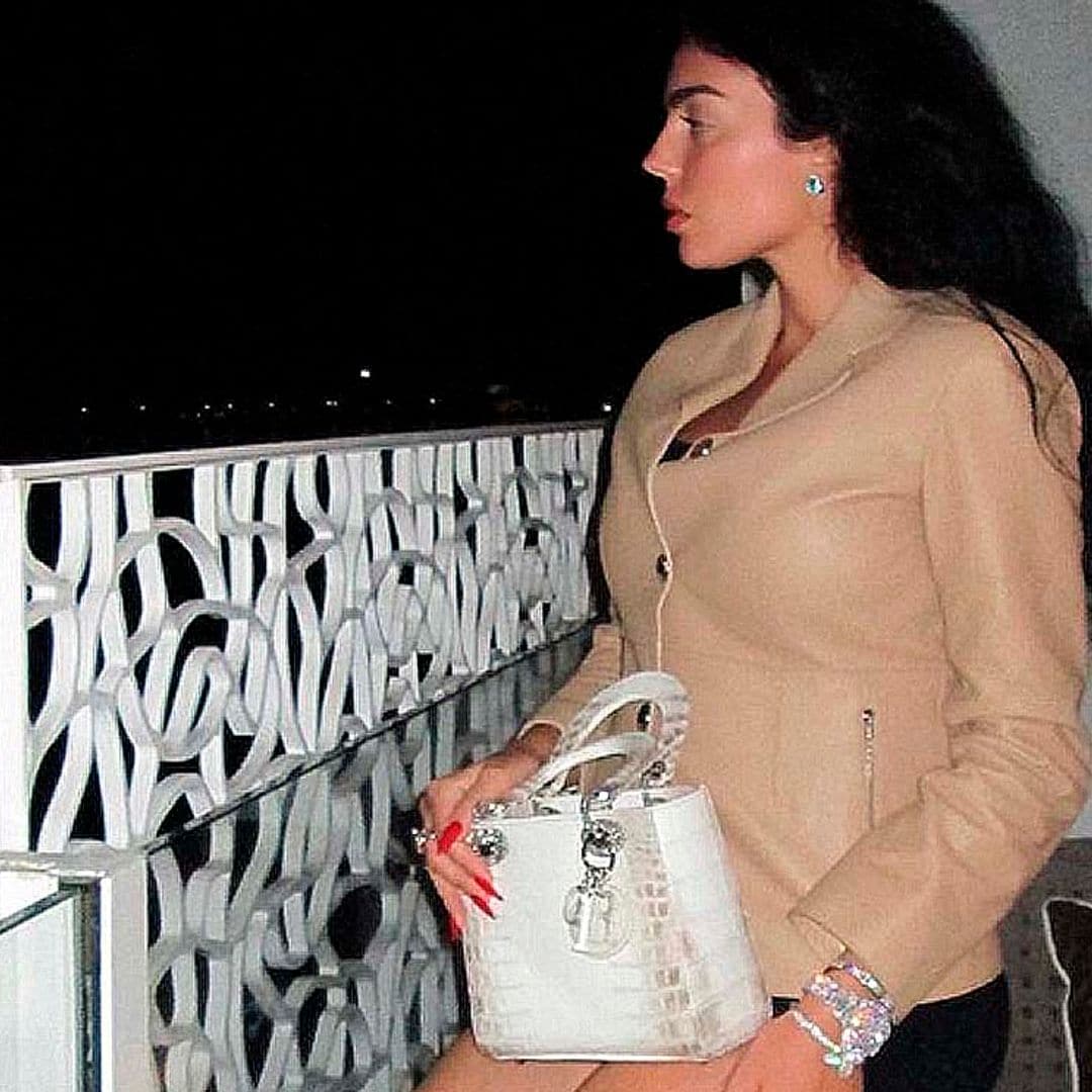 La última imagen de Georgina luciendo joyas y bolso de lujo que en total suman más de 4 millones de euros