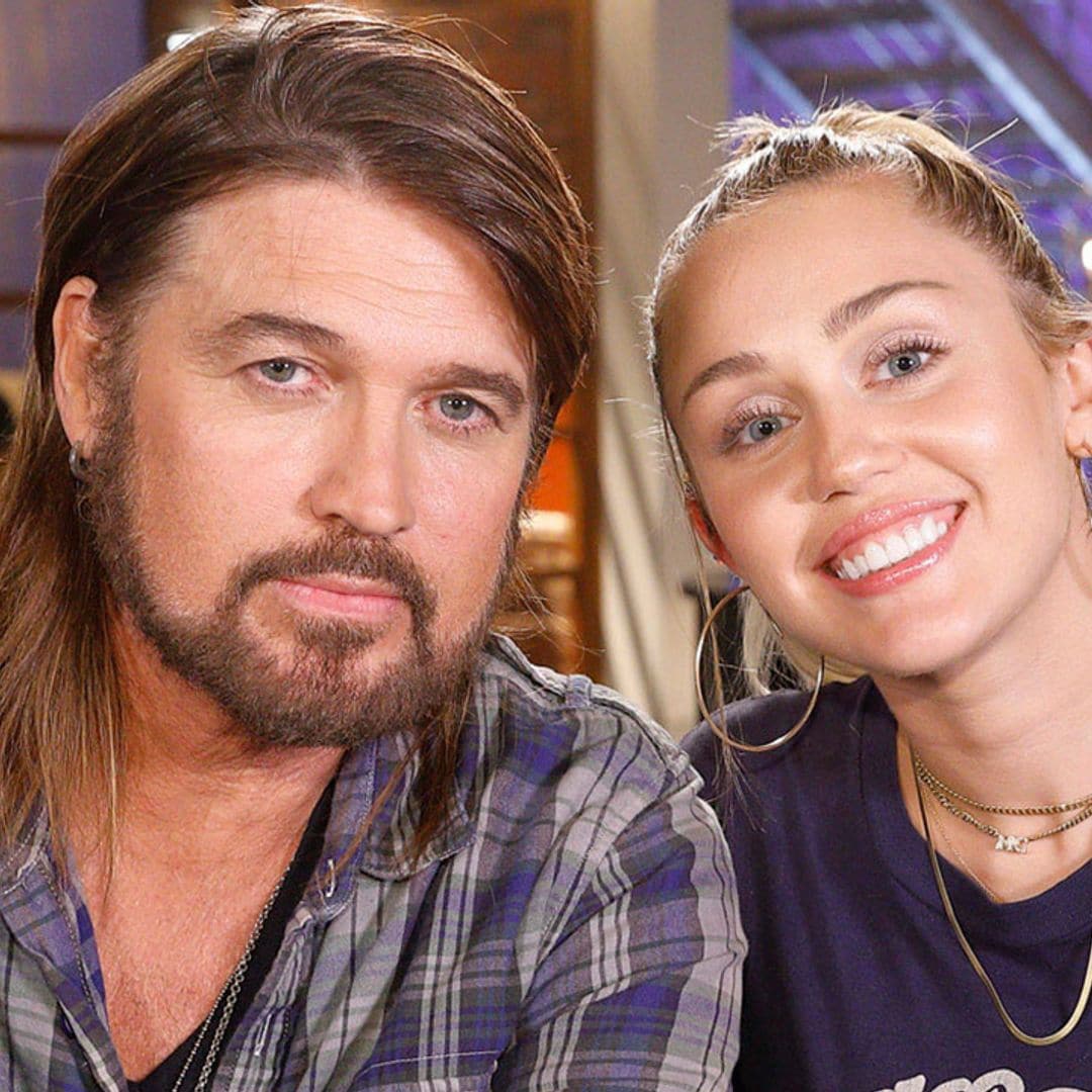 ¿Se acabó la tensión? El mensaje con el que el padre de Miley Cyrus se acerca a la artista