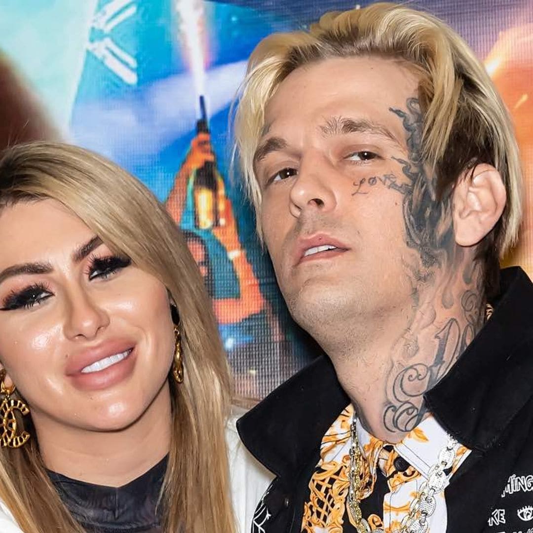 Aaron Carter y su prometida rompen una semana después del nacimiento de su primer hijo