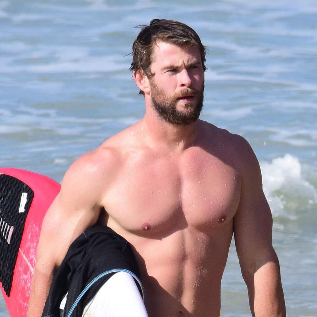 Chris Hemsworth y las imágenes en la playa que levantan suspiros: todas las claves de su espectacular físico